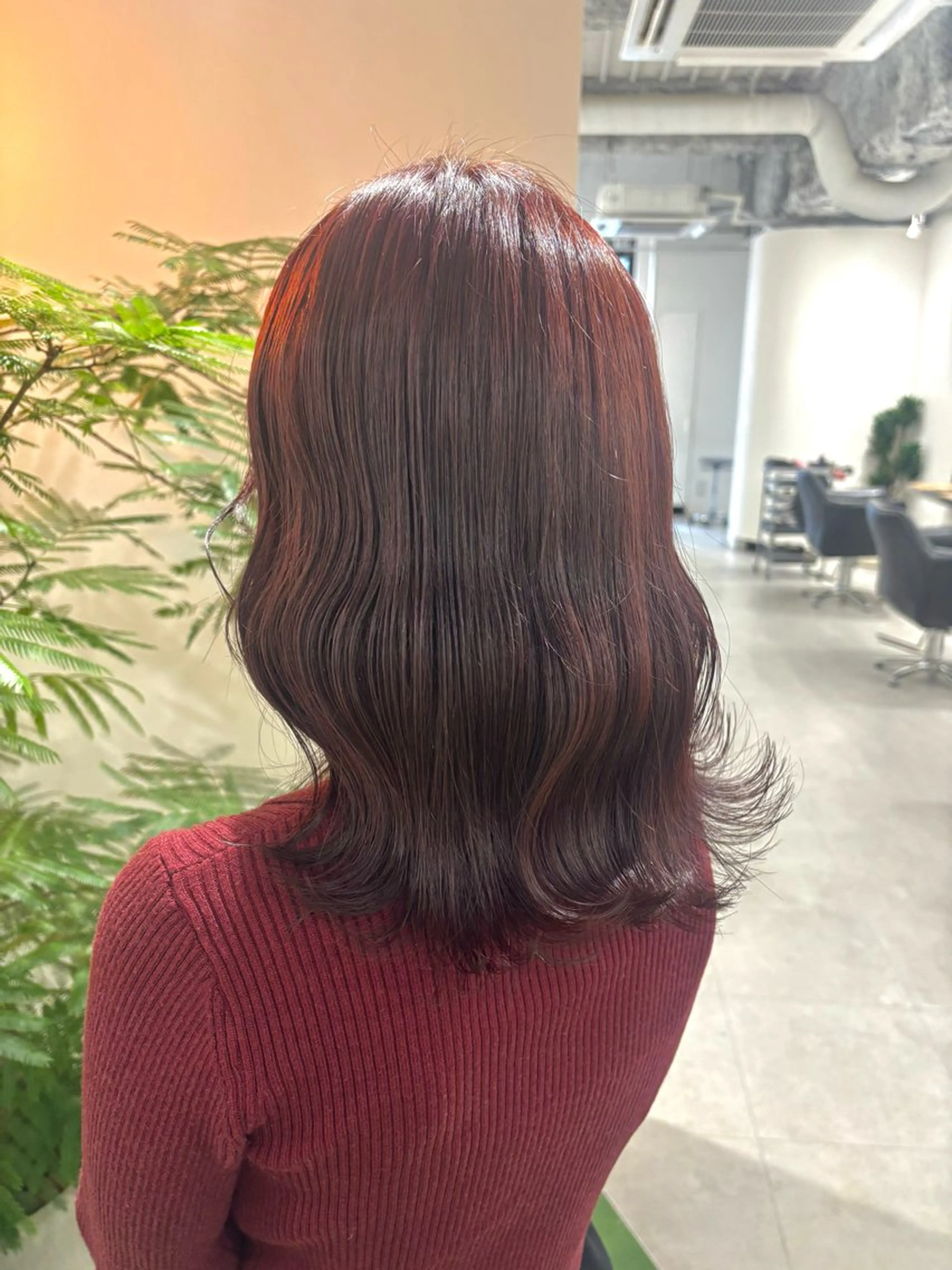 セミロング カラー ピンクカラー Maki /透明感カラーのヘアスタイル
