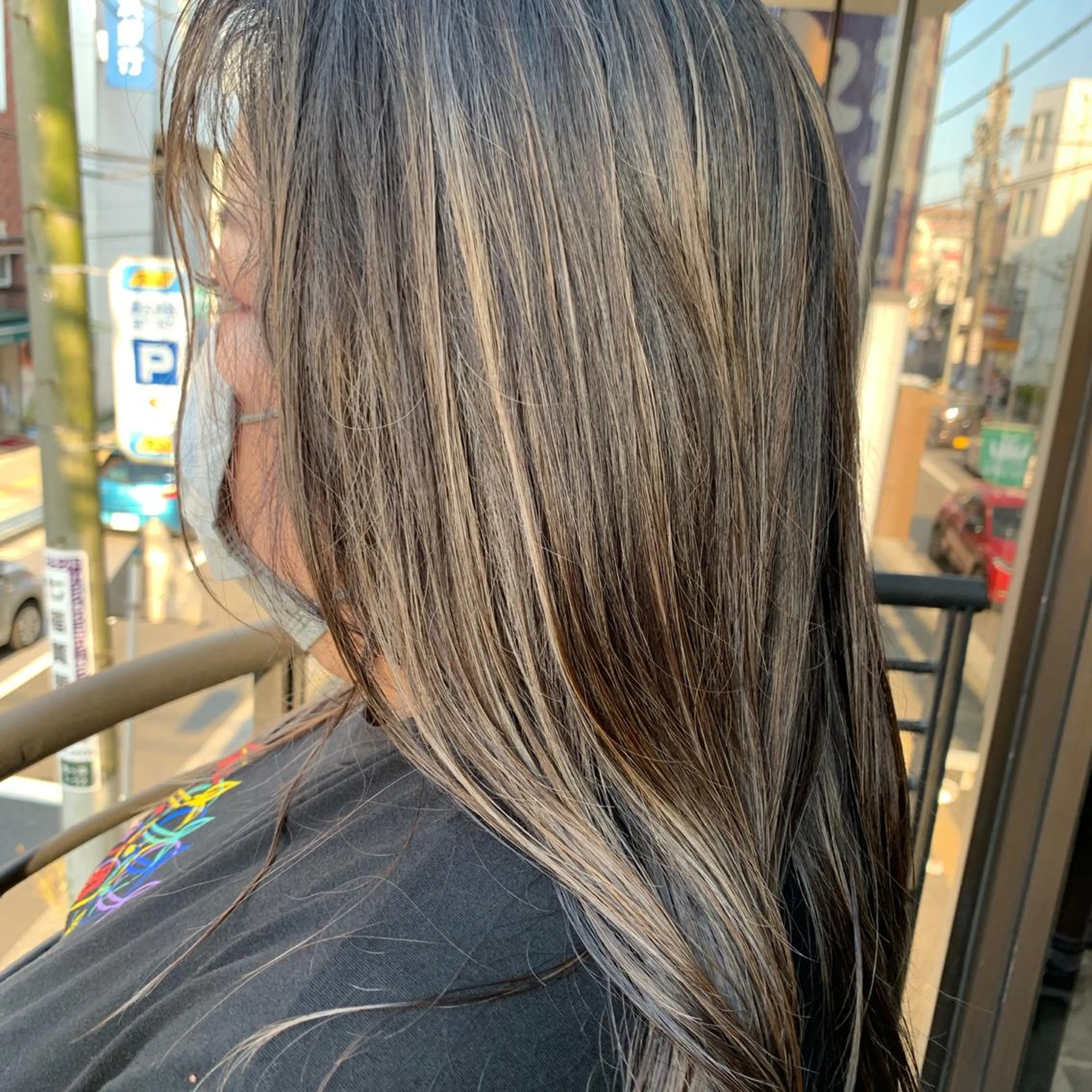 ロング カラー enx天王町店 伊藤　愛央のヘアスタイル