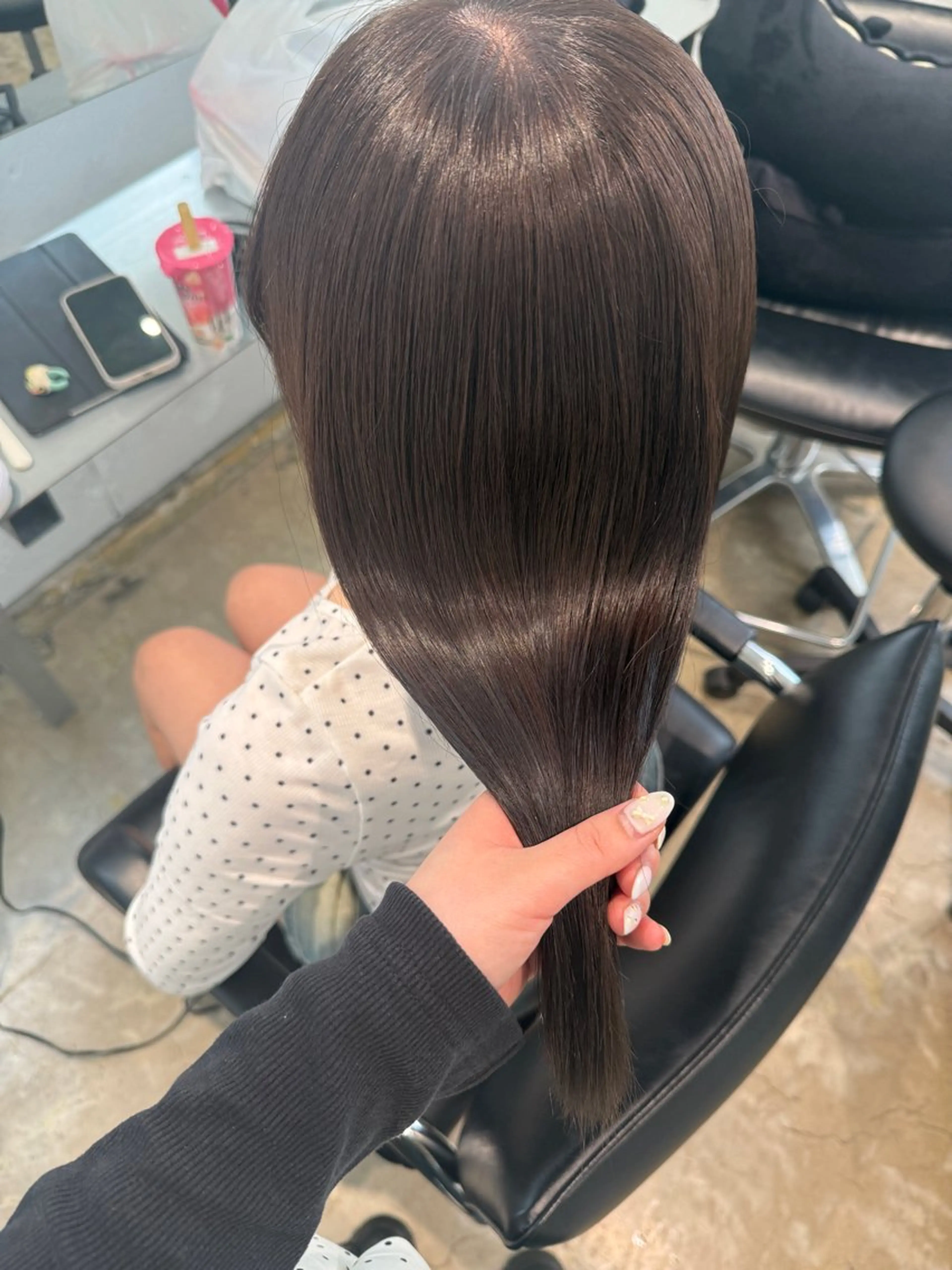 カラー ブラウンカラー ラベンダーカラー ヘアカラー WARES CHIHIROのヘアスタイル