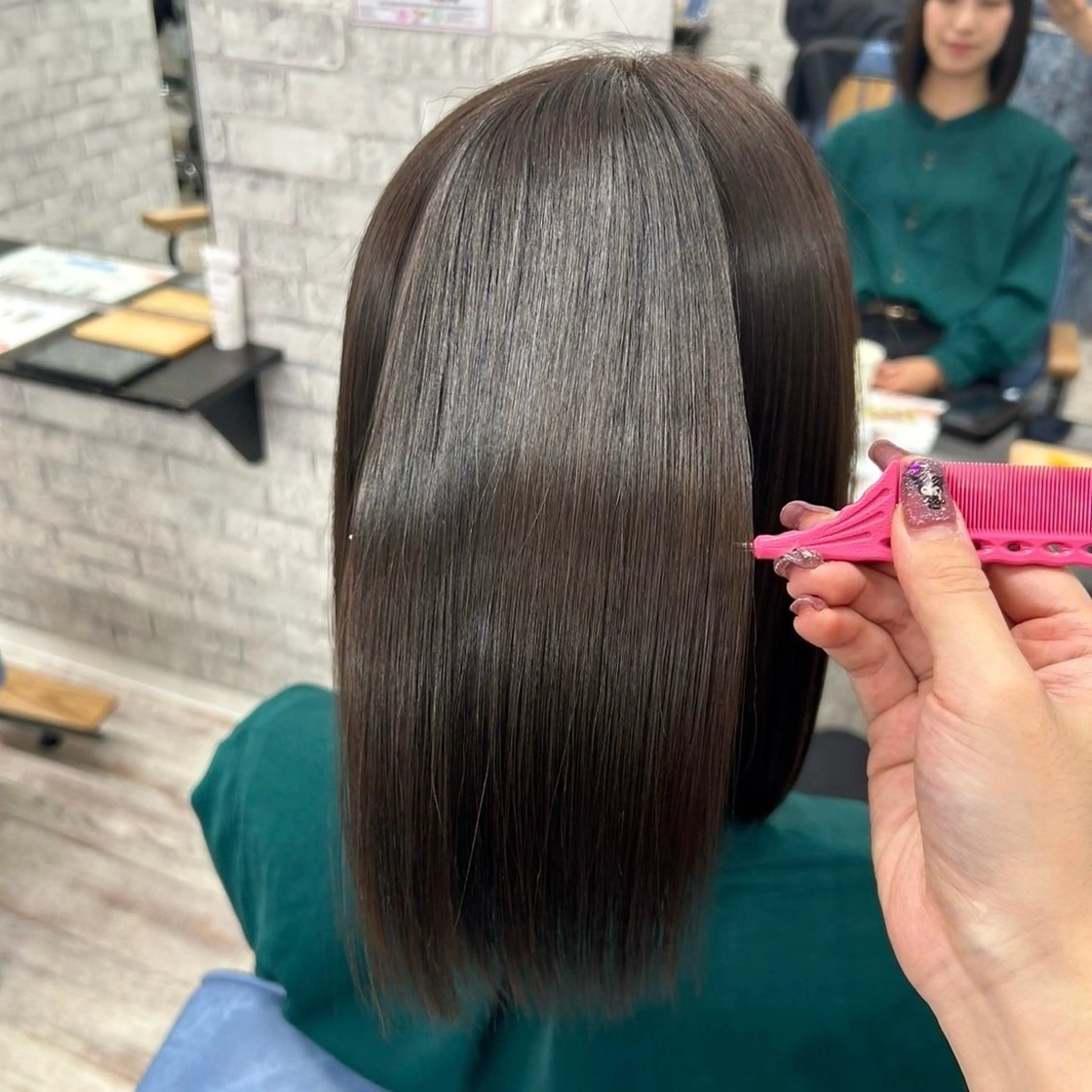 ミディアム SUZU‎🦋 似合わせ艶カラーのヘアスタイル