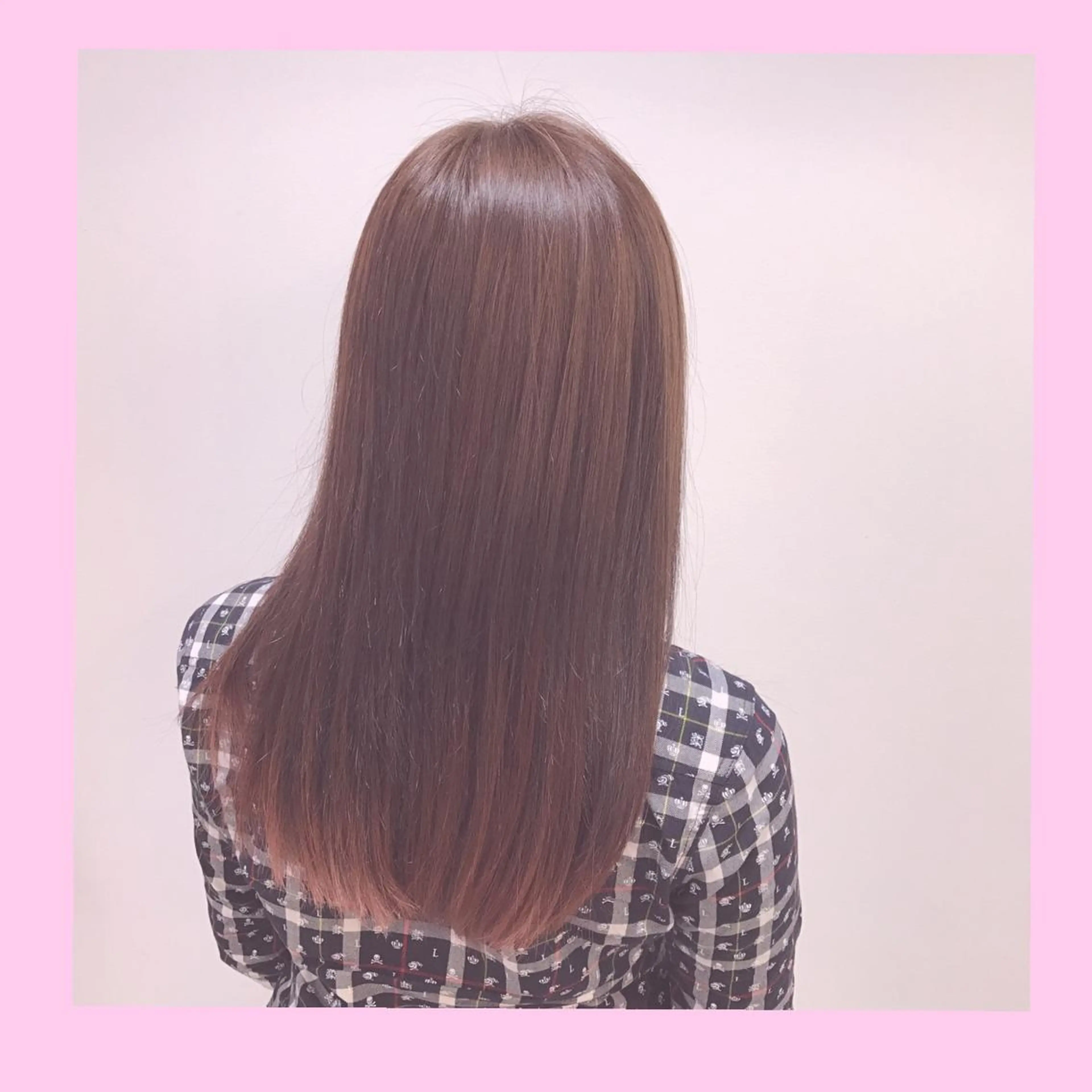 セミロング カラー SHIN/レイヤー カット×クロスパーマのヘアスタイル