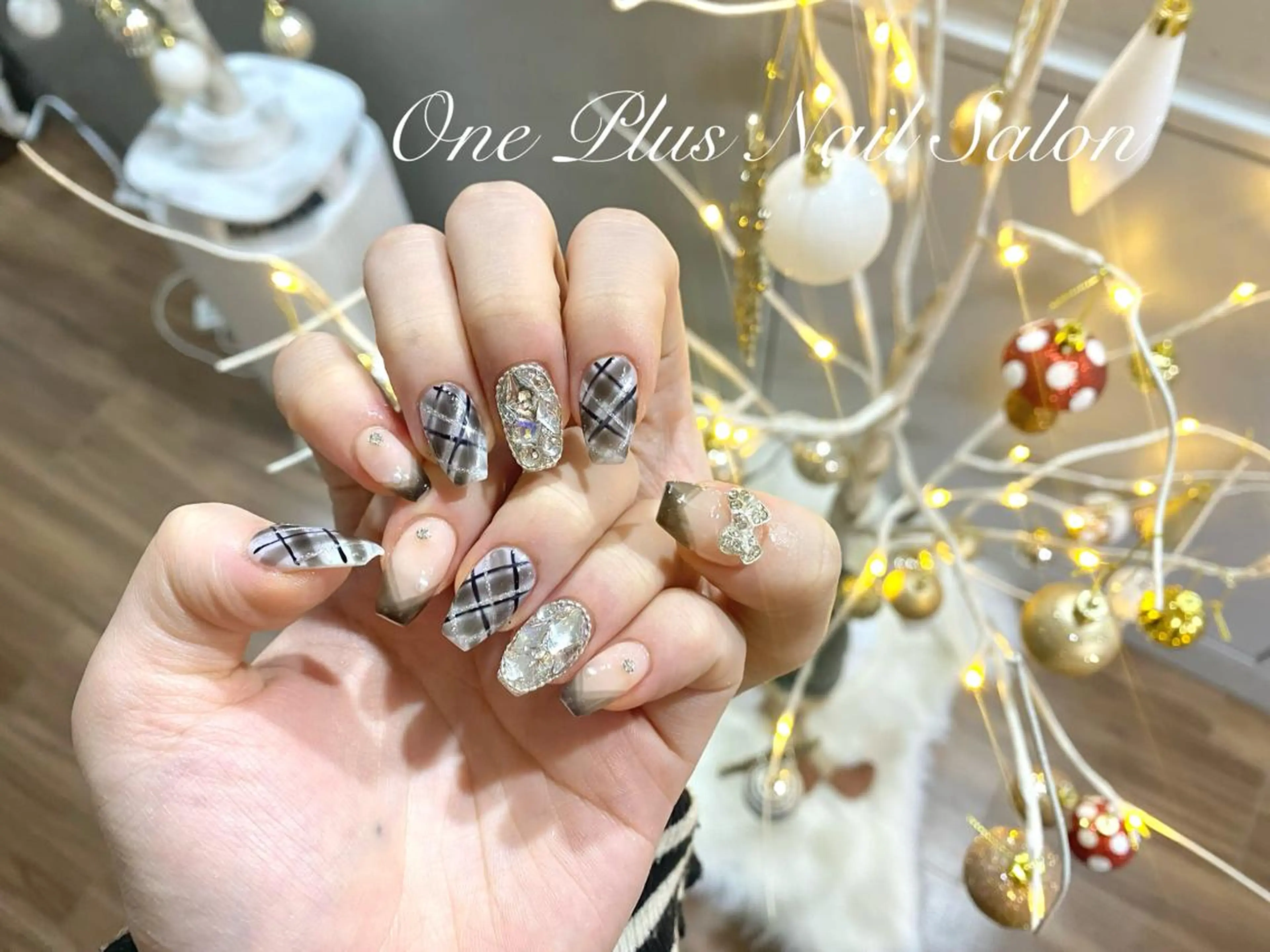 ネイル One Plus Nail Salonのネイルデザイン
