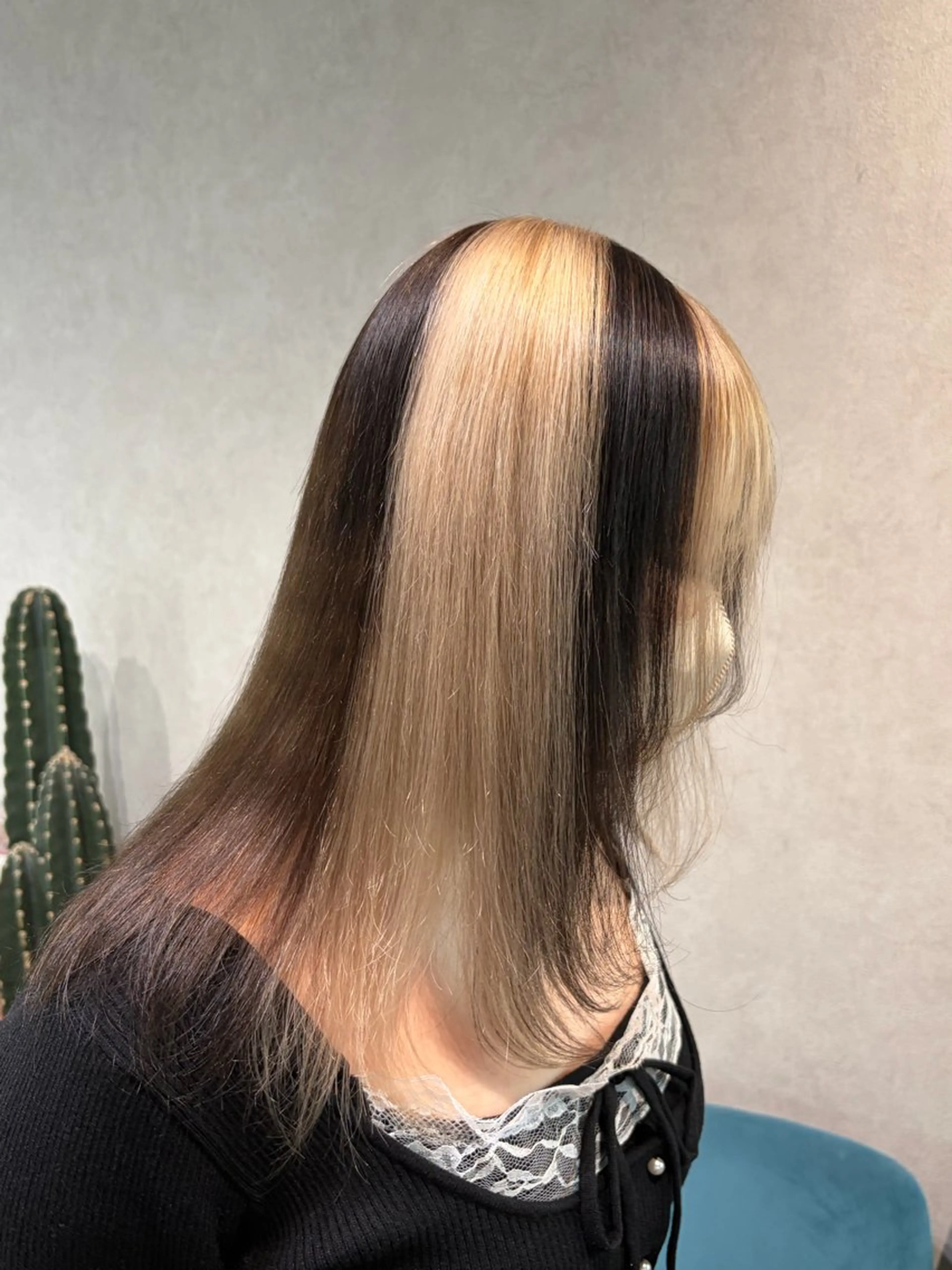 セミロング カラー ヘアカラー 透明感カラー🫧🎀 まりなのヘアスタイル