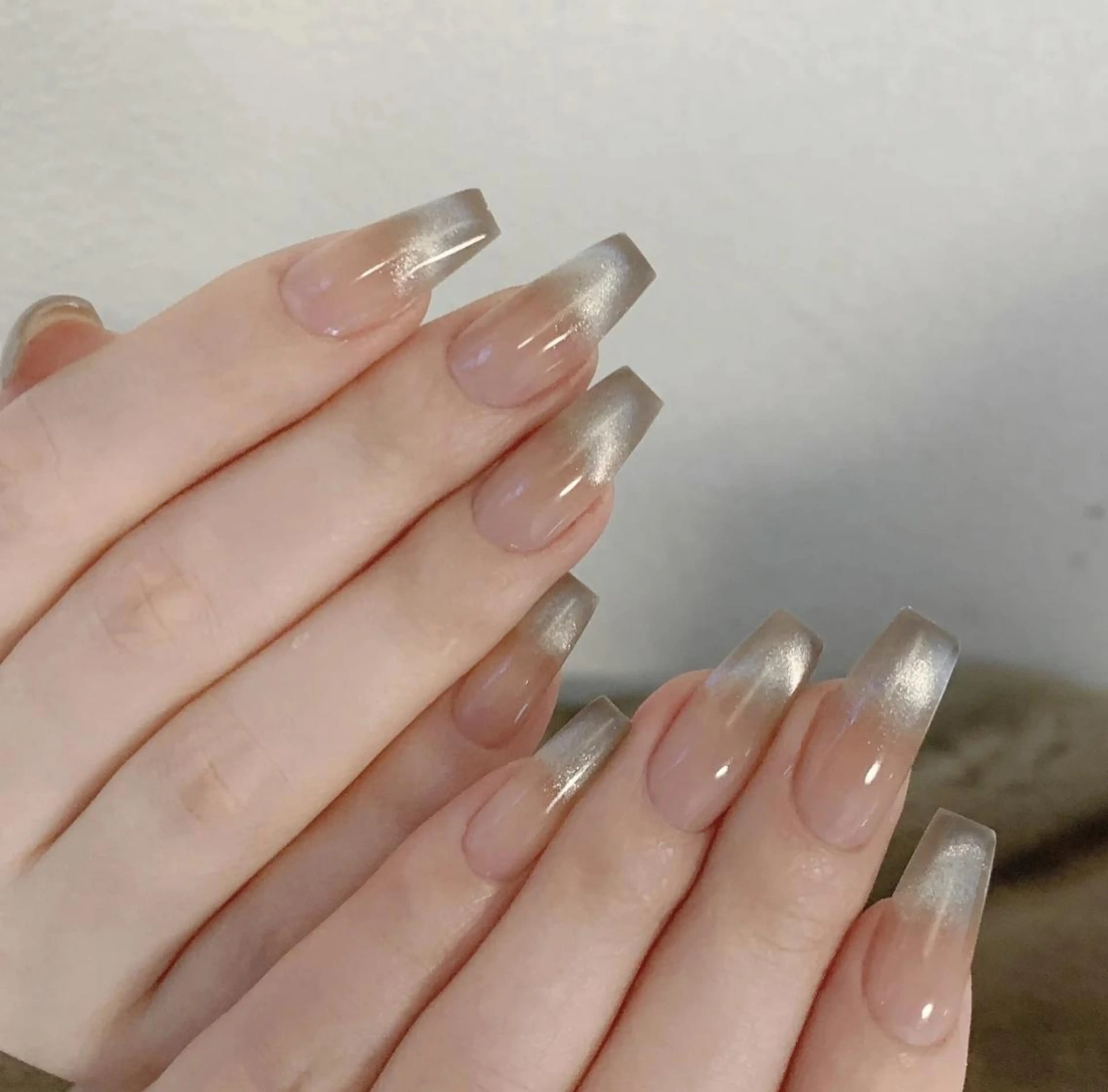 ネイル アートネイル 長さ出し ネイルチップ Queens マオのネイルデザイン