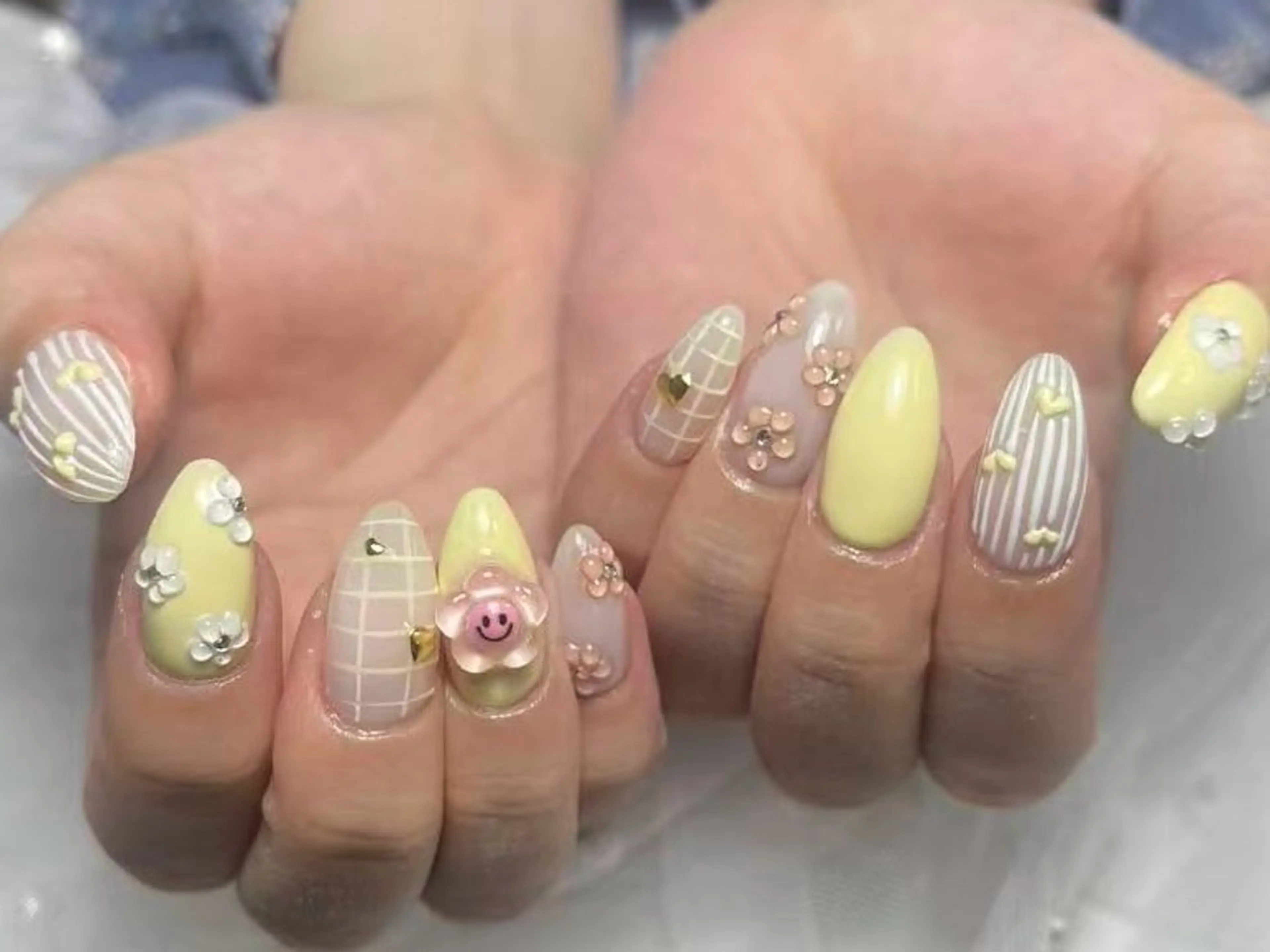 ネイル JUJU ネイルサロンのネイルデザイン