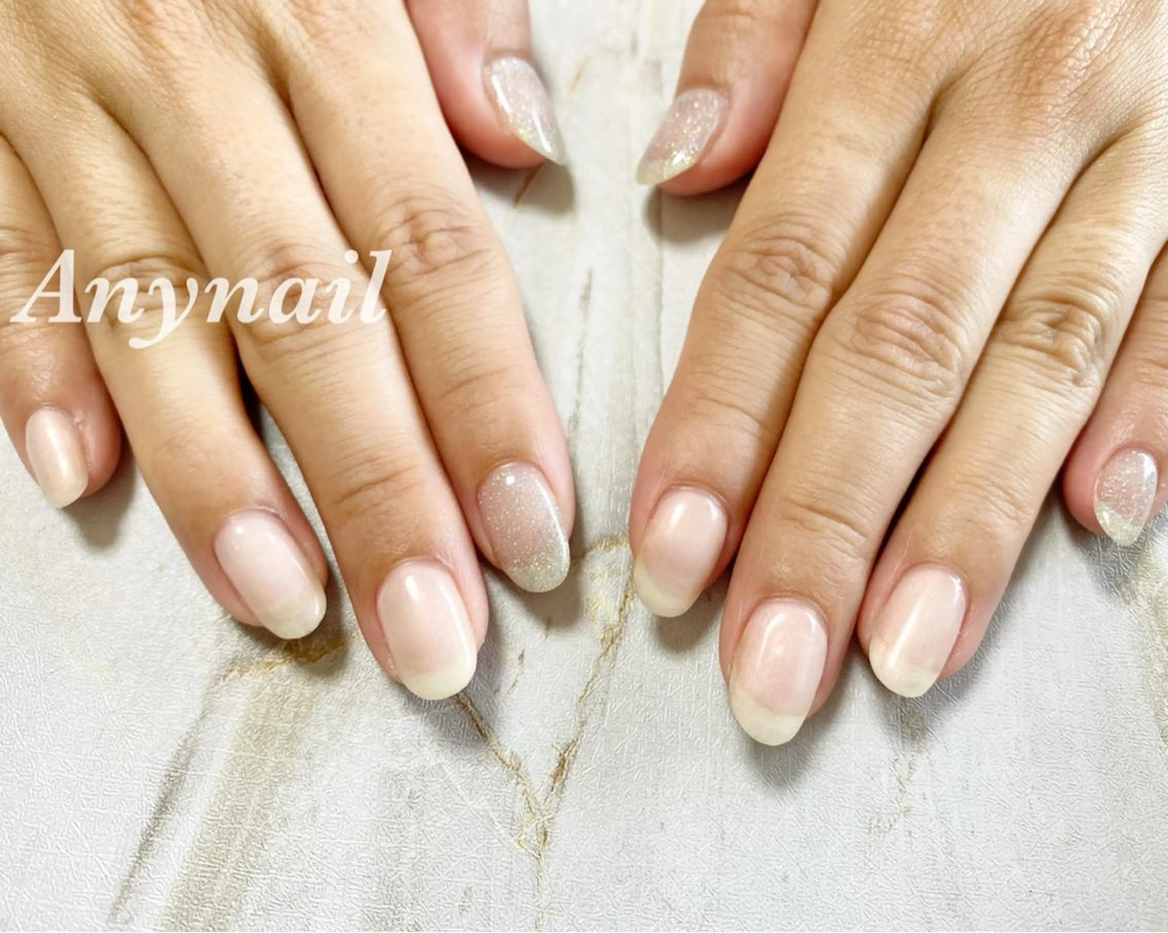 ネイル オーロラネイル ブルー ラメ(グリッター) ワンカラーネイル ハンドネイル 岩澤 恵子のネイルデザイン