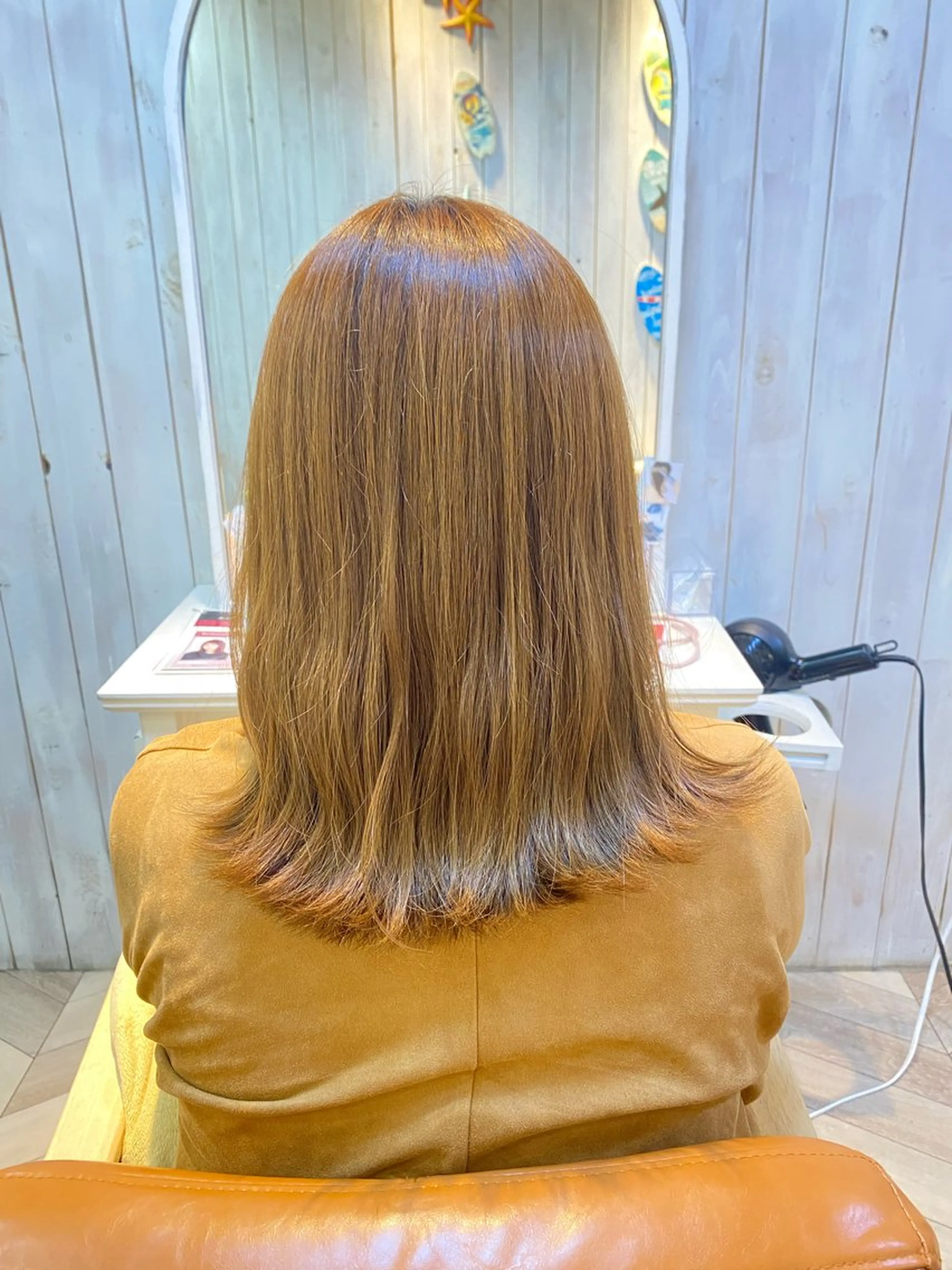 ミディアム 小松 未奈のヘアスタイル