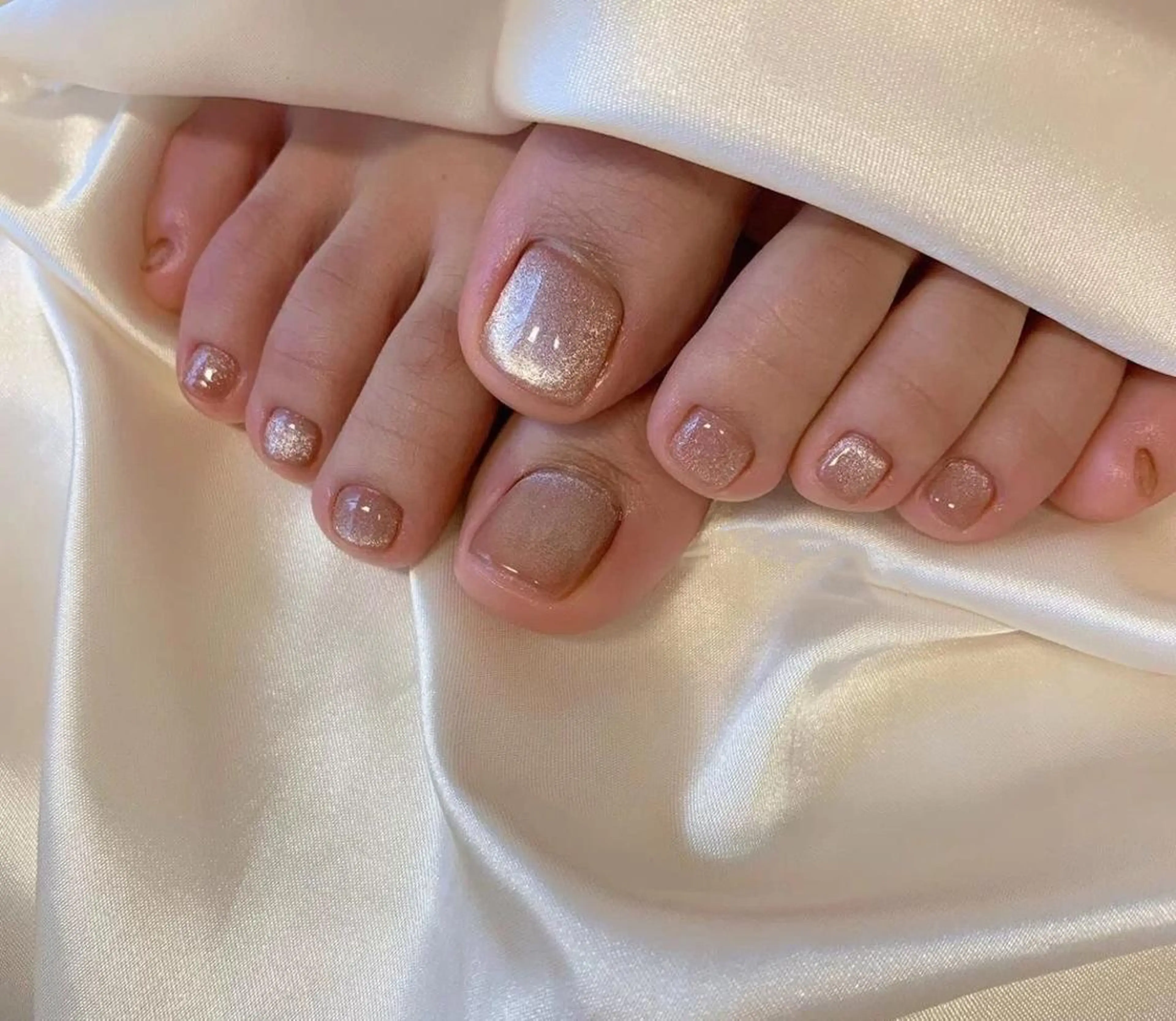 ネイル フットネイル 宮澤 ミナのネイルデザイン