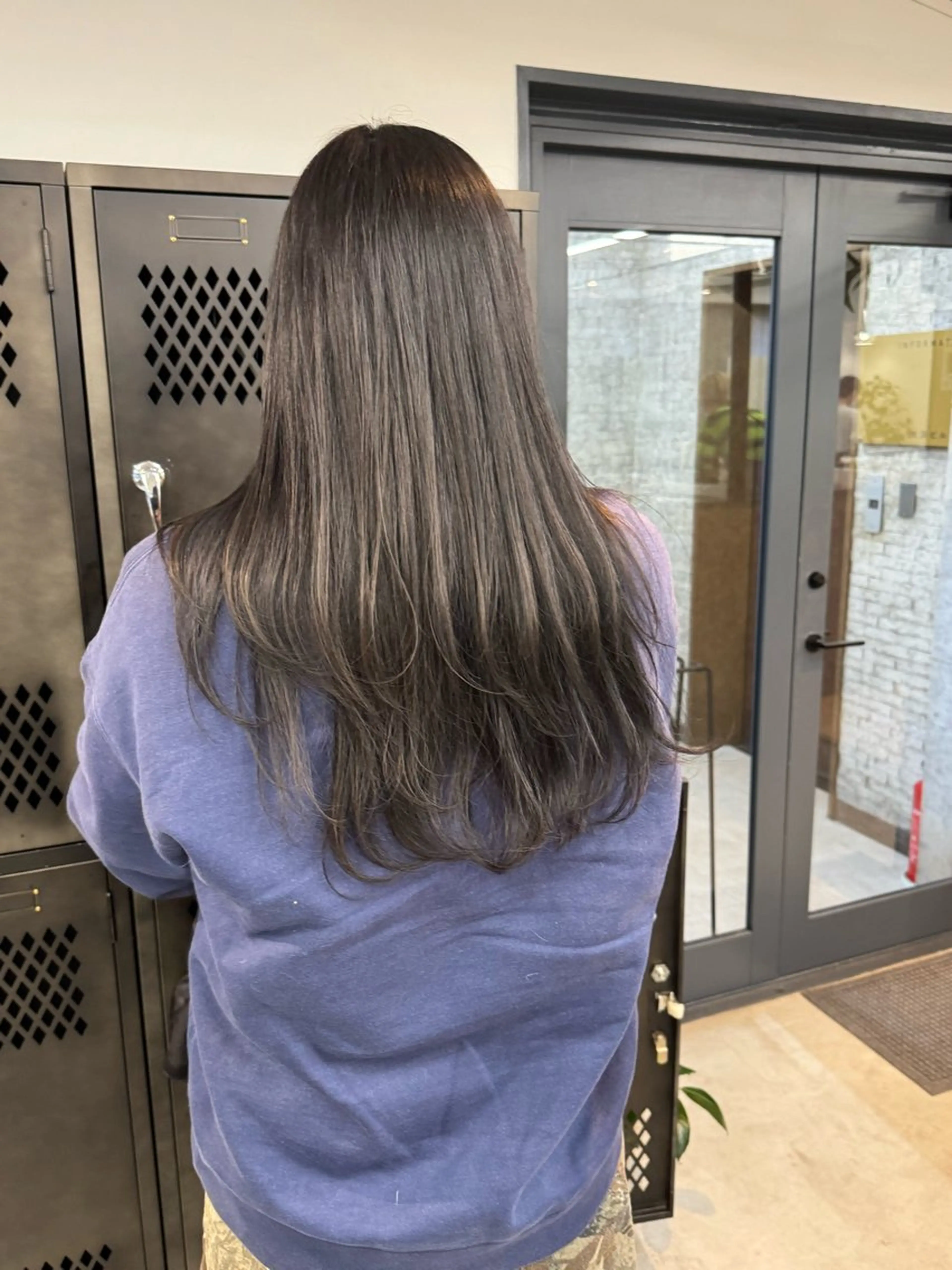 セミロング INORI @de2poのヘアスタイル