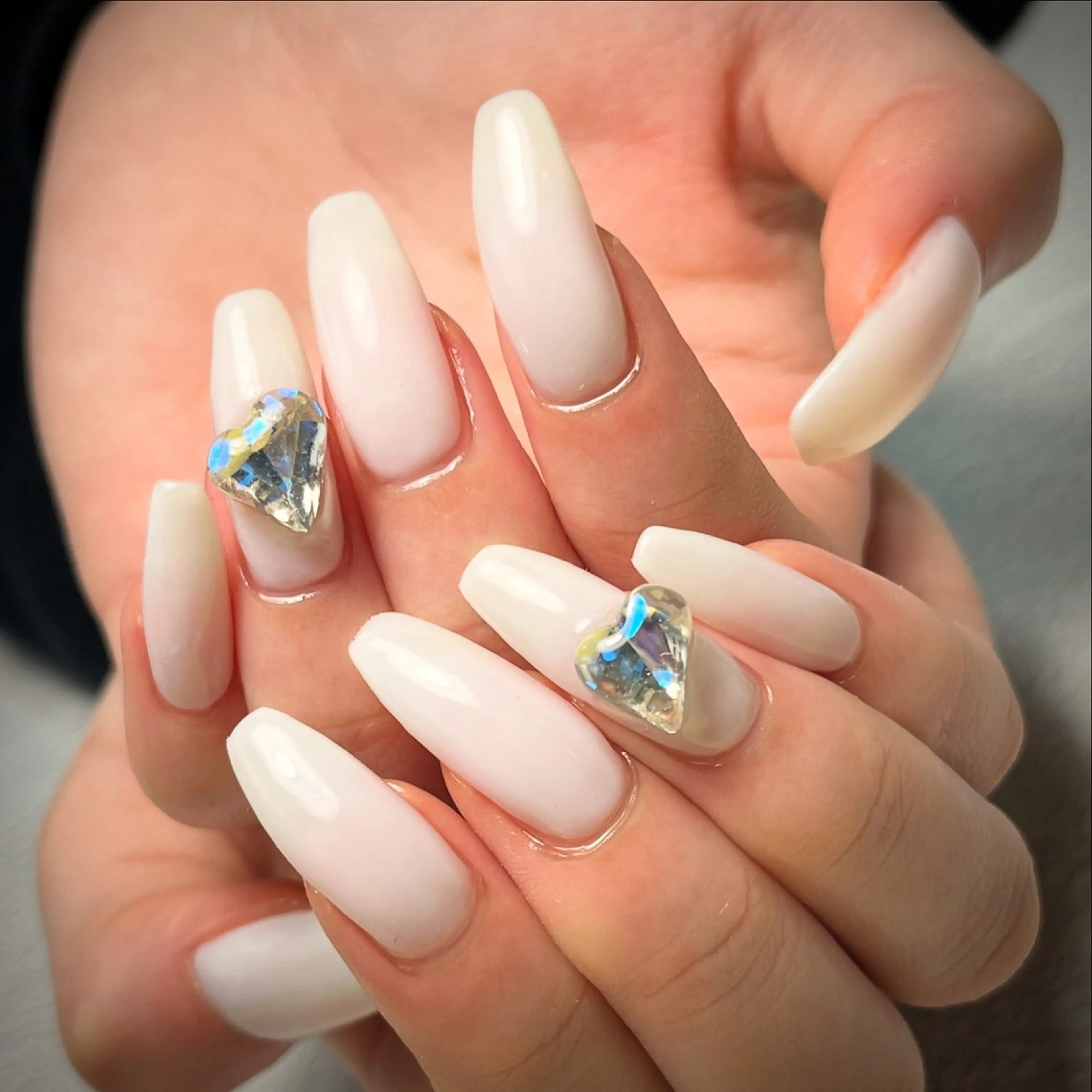 ネイル ハンドネイル 丁寧カウンセリング 個性派ネイルyukoのネイルデザイン