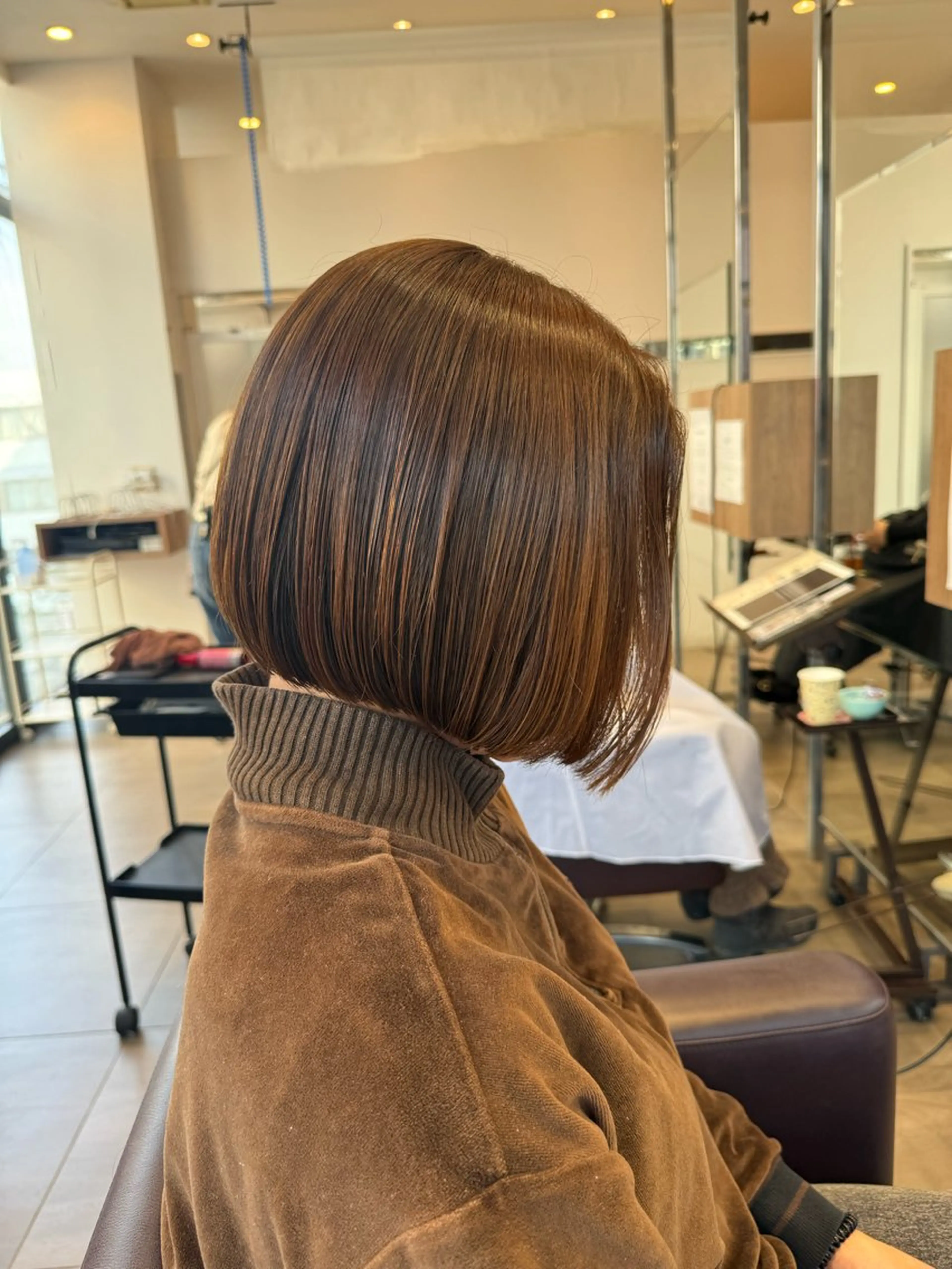 ショート ボブ Ayaka/天王寺 /ハイトーン/透明感のヘアスタイル