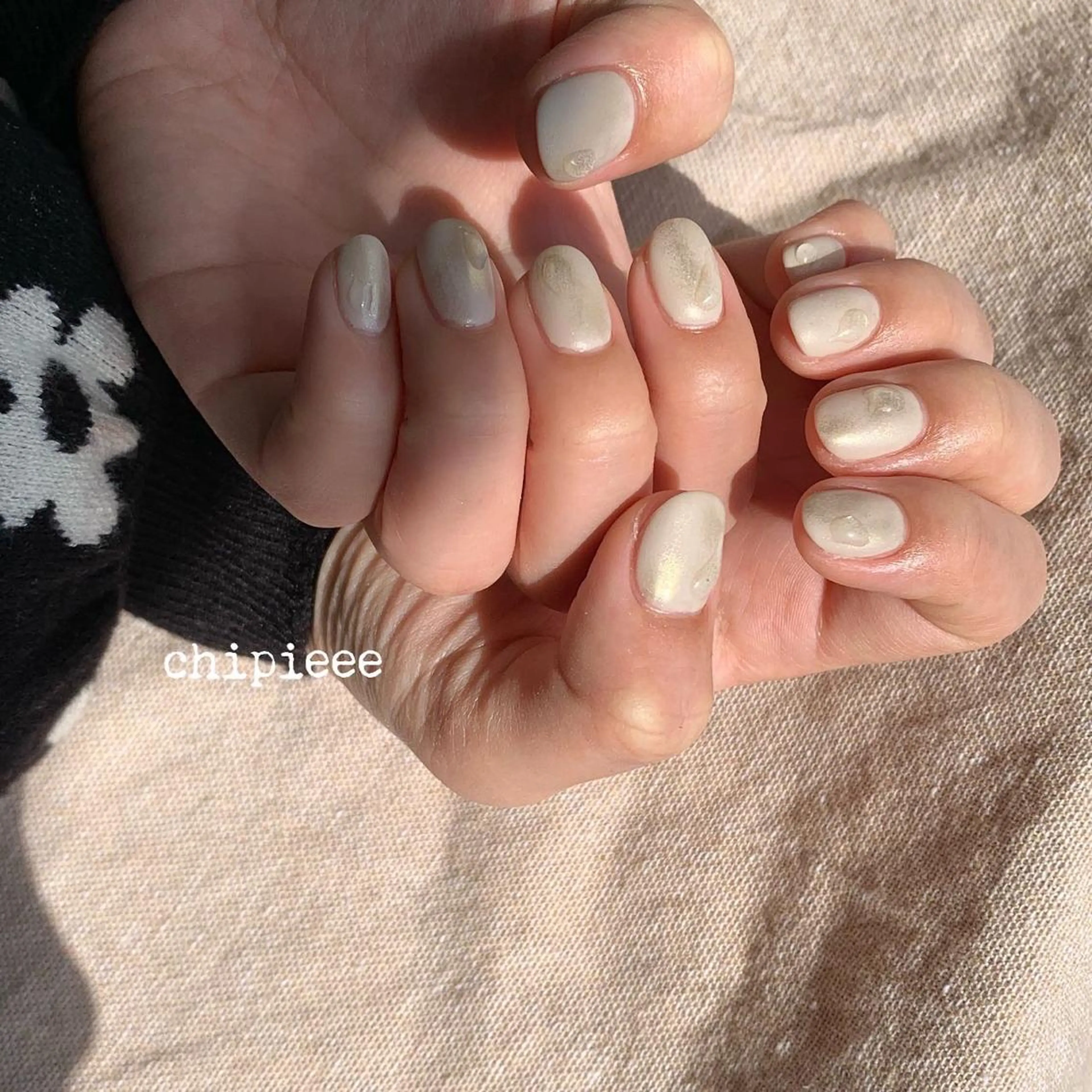 ネイル マットネイル ミラーネイル ニュアンスネイル ぷっくりネイル charme所属・. SHIORIのネイルデザイン