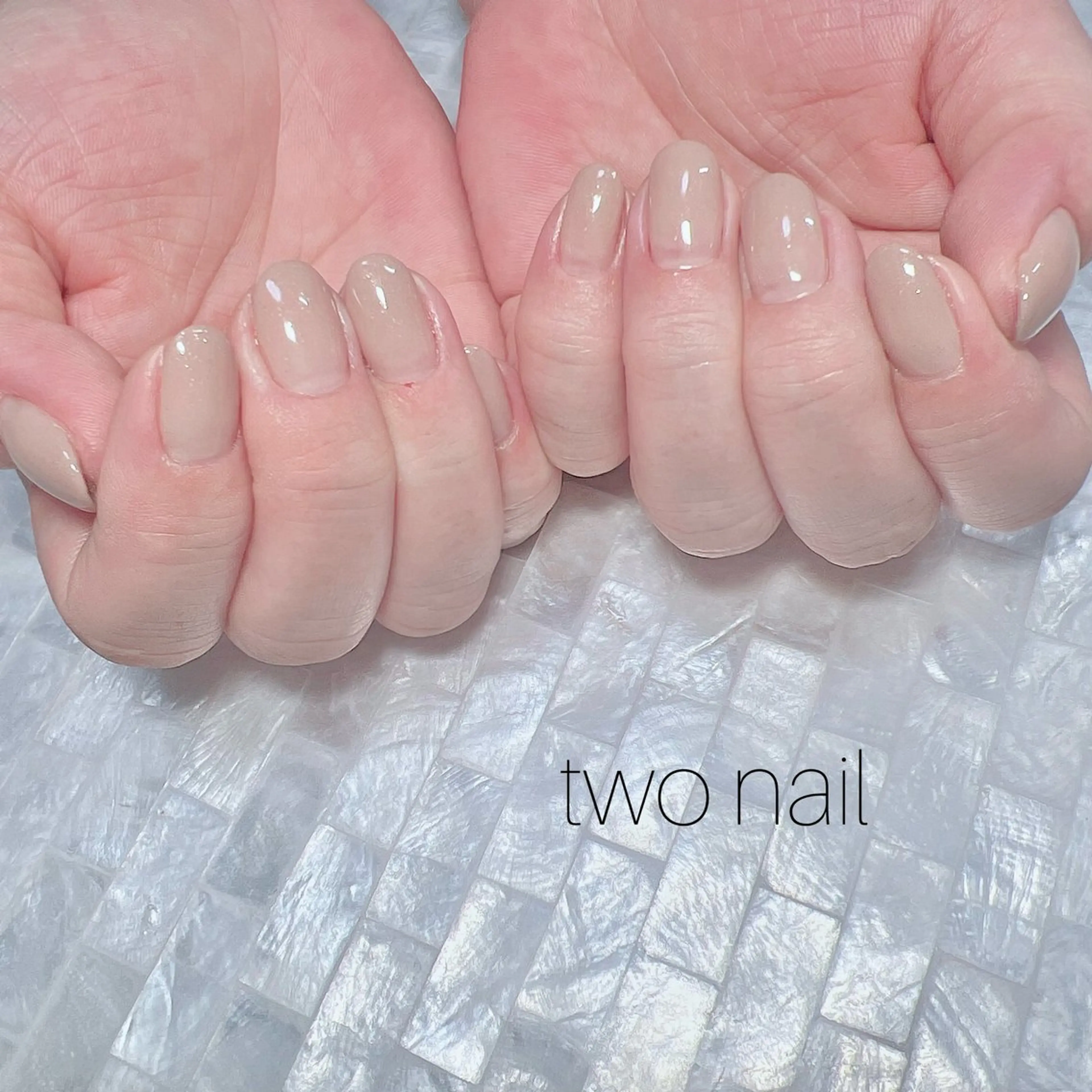 ネイル ネイルチップ ホワイト ハンドネイル two nailのネイルデザイン