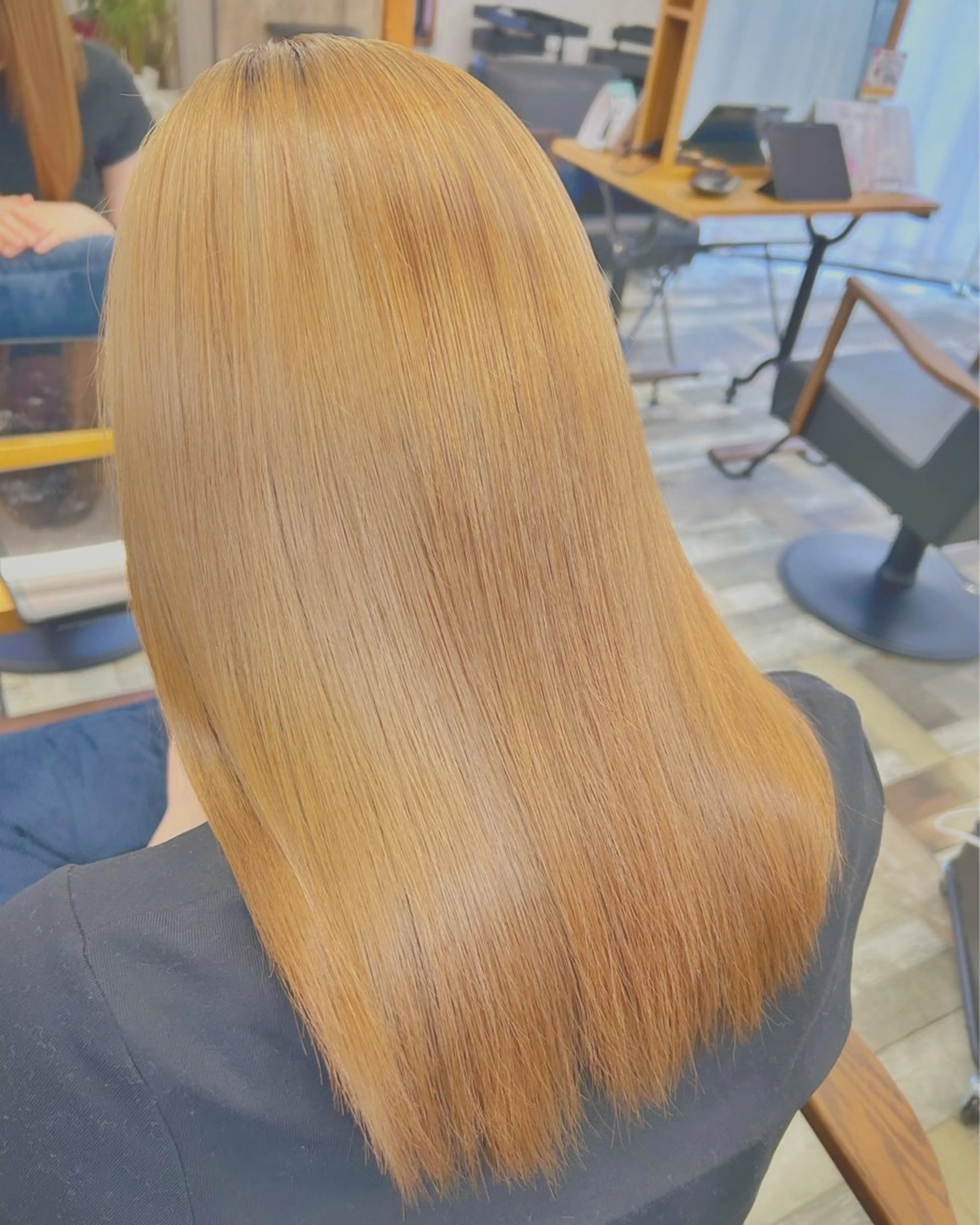 セミロング カラー ブリーチ 透明感カラー ダブルカラー 髪質改善 トリートメント ヘアカラー トリートメント 浜松/透明感カラー 🌼菅沼愛梨🌼のヘアスタイル