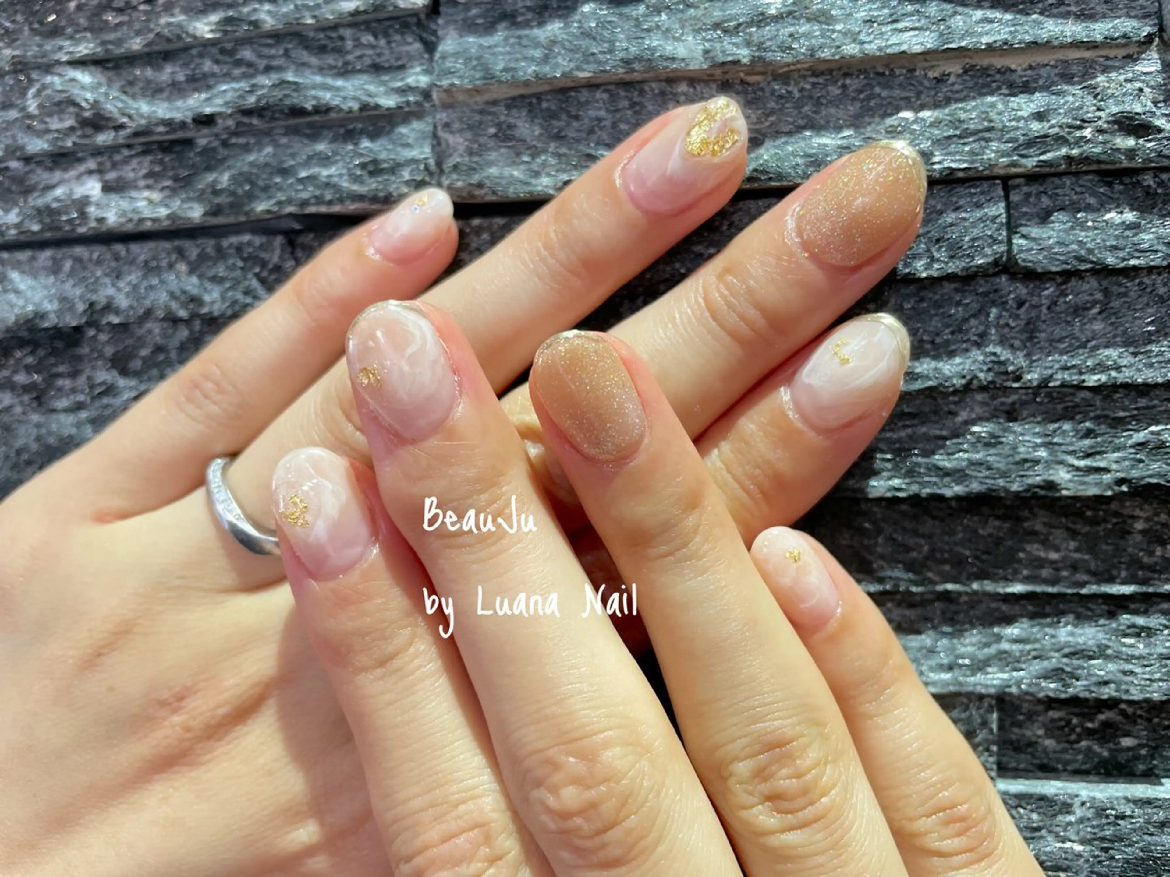 ネイル ミラーネイル ハンドネイル BeauJu by Luana Nailのネイルデザイン
