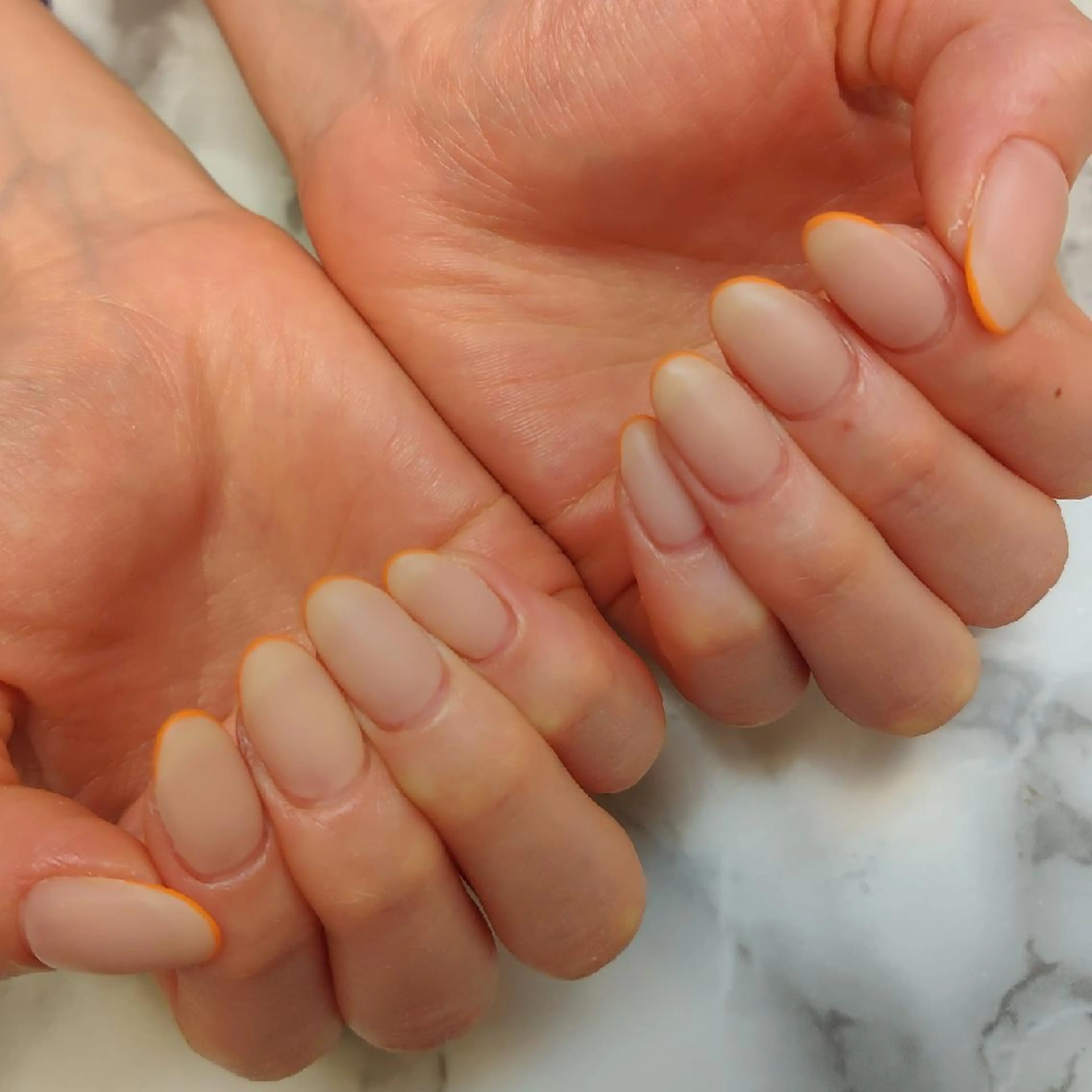 ネイル フレンチネイル ジェヌインネイル 河内のネイルデザイン