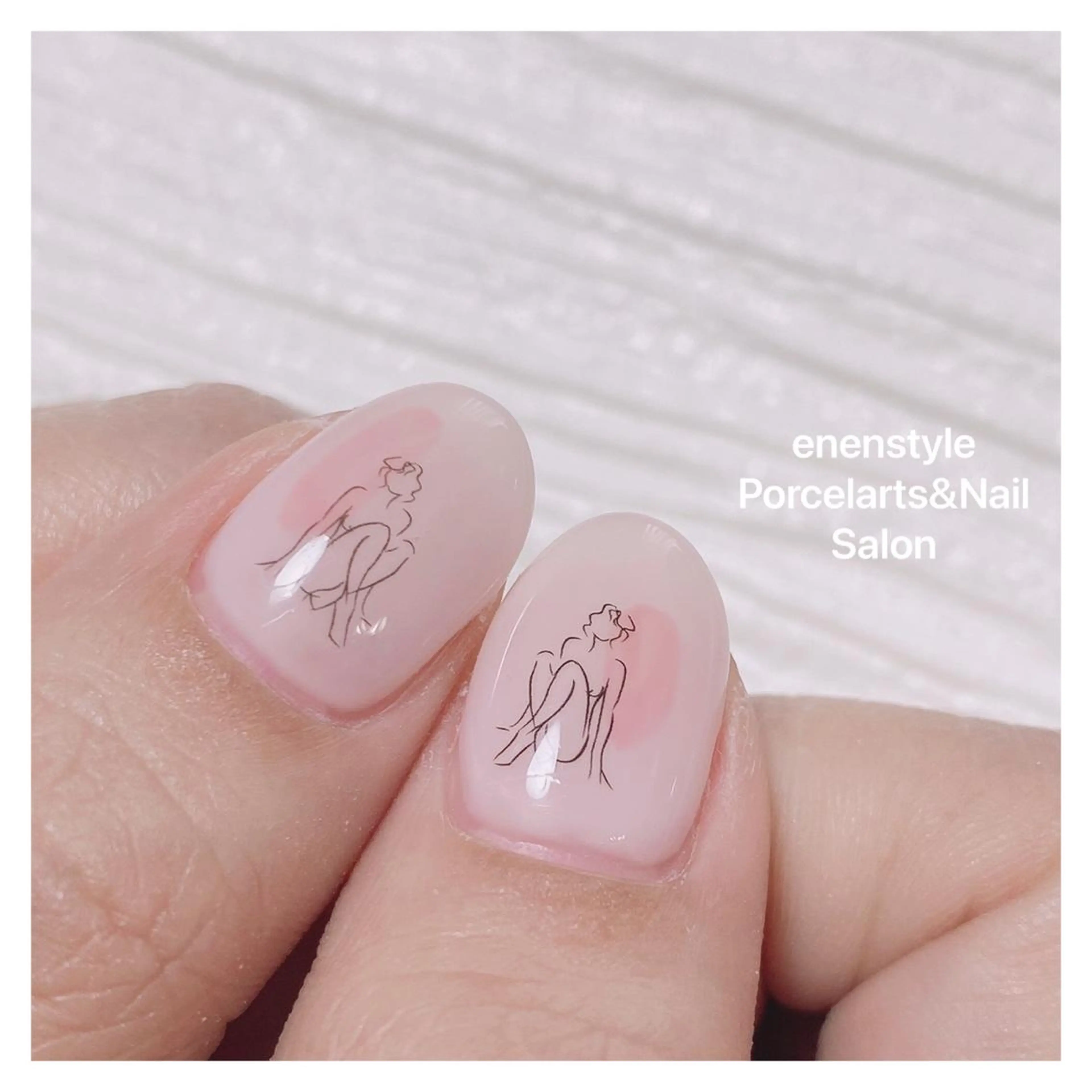 ショート ネイル 👑enen style👑のネイルデザイン