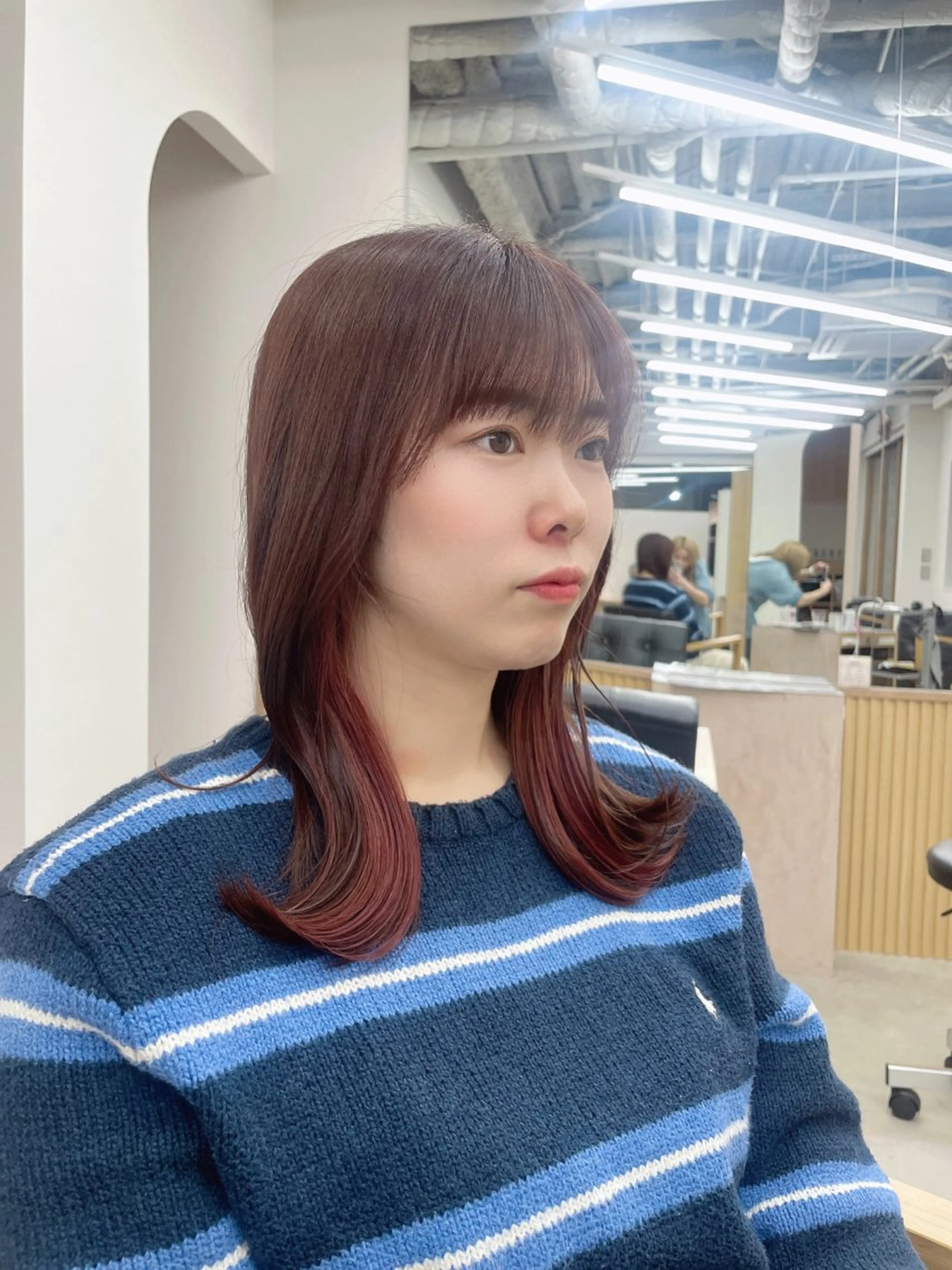 セミロング ピンクブラウン kana/ ブリーチ/暖色のヘアスタイル