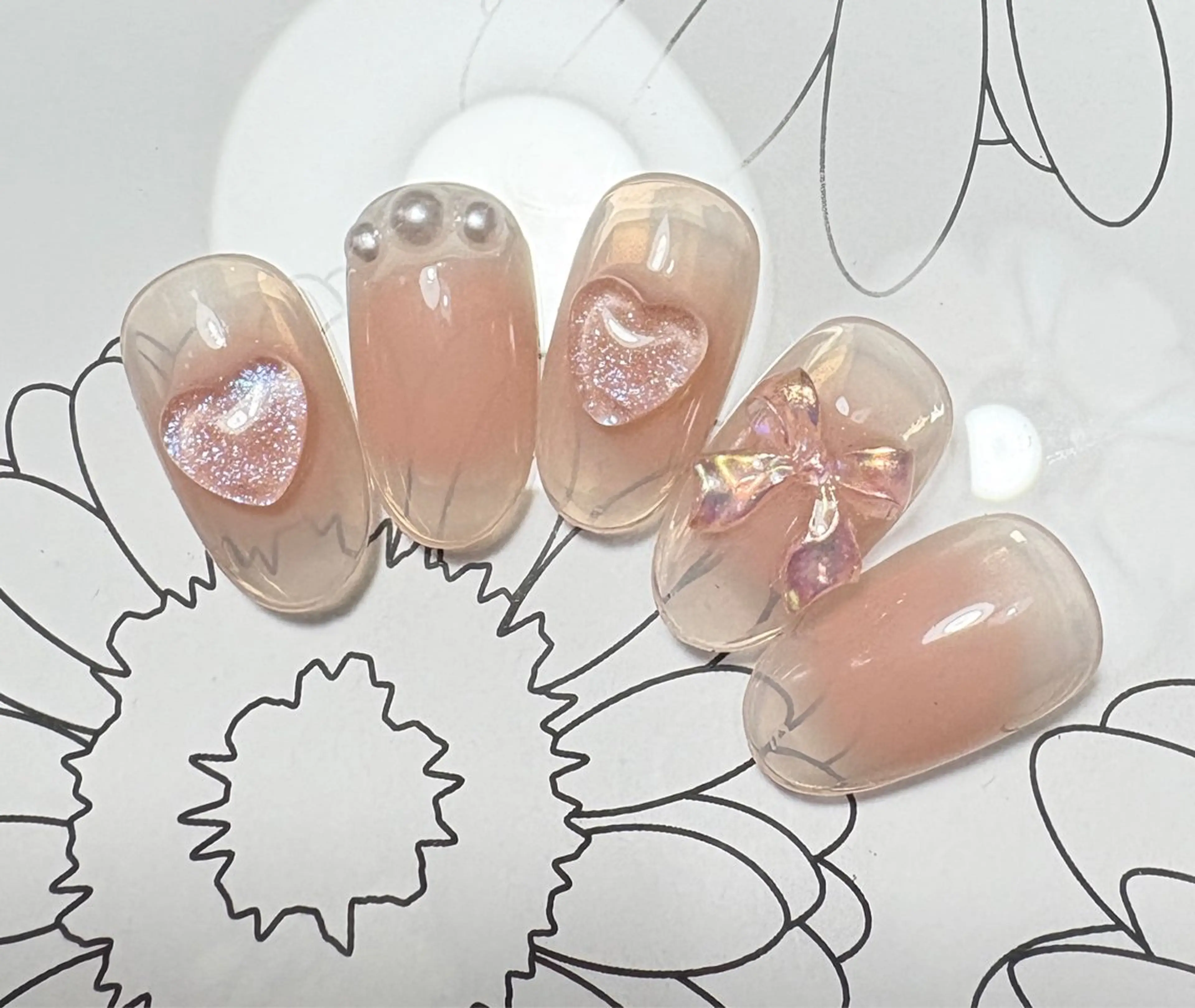 ネイル ハンドネイル AngelChris ビューティーサロンのネイルデザイン