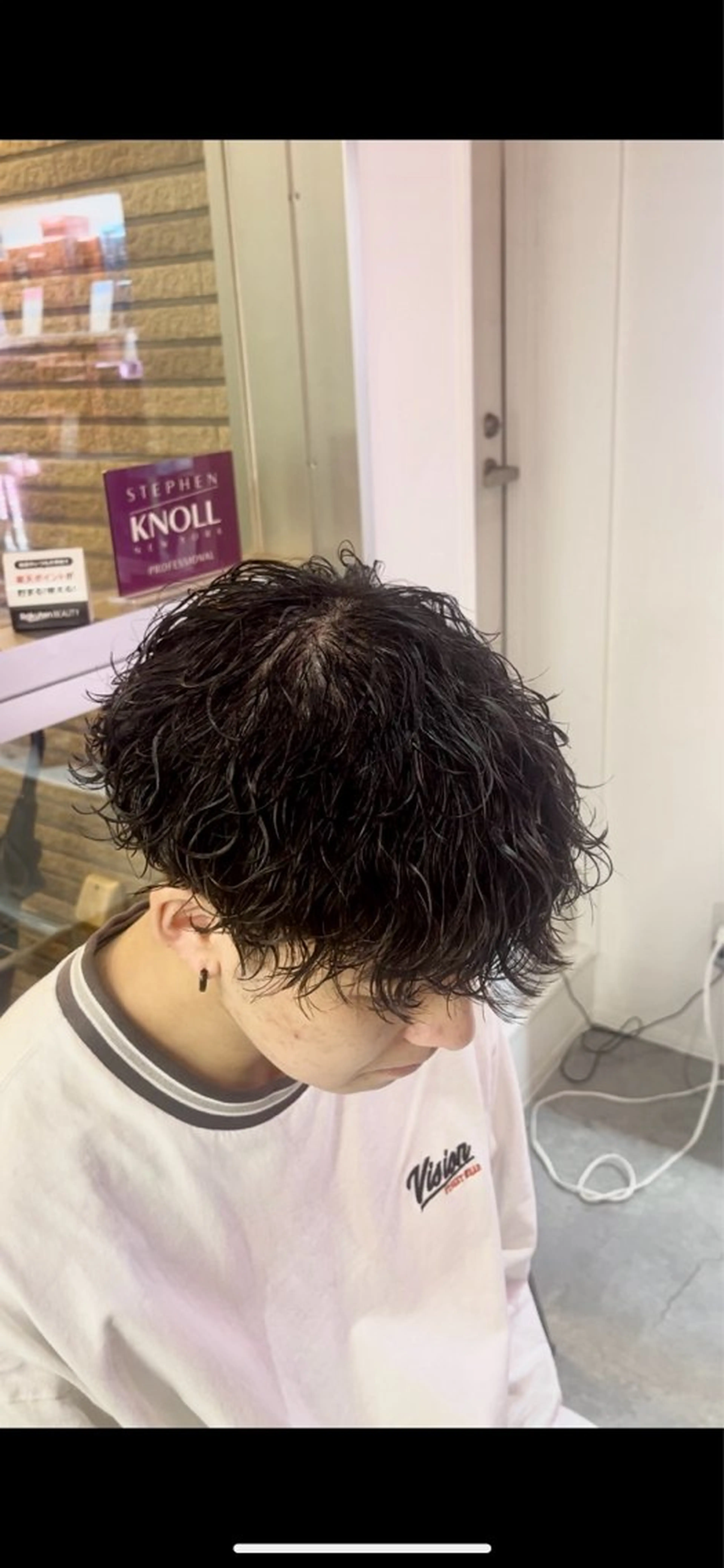 パーマ メンズハイトーン 北斗💍レイヤーのヘアスタイル