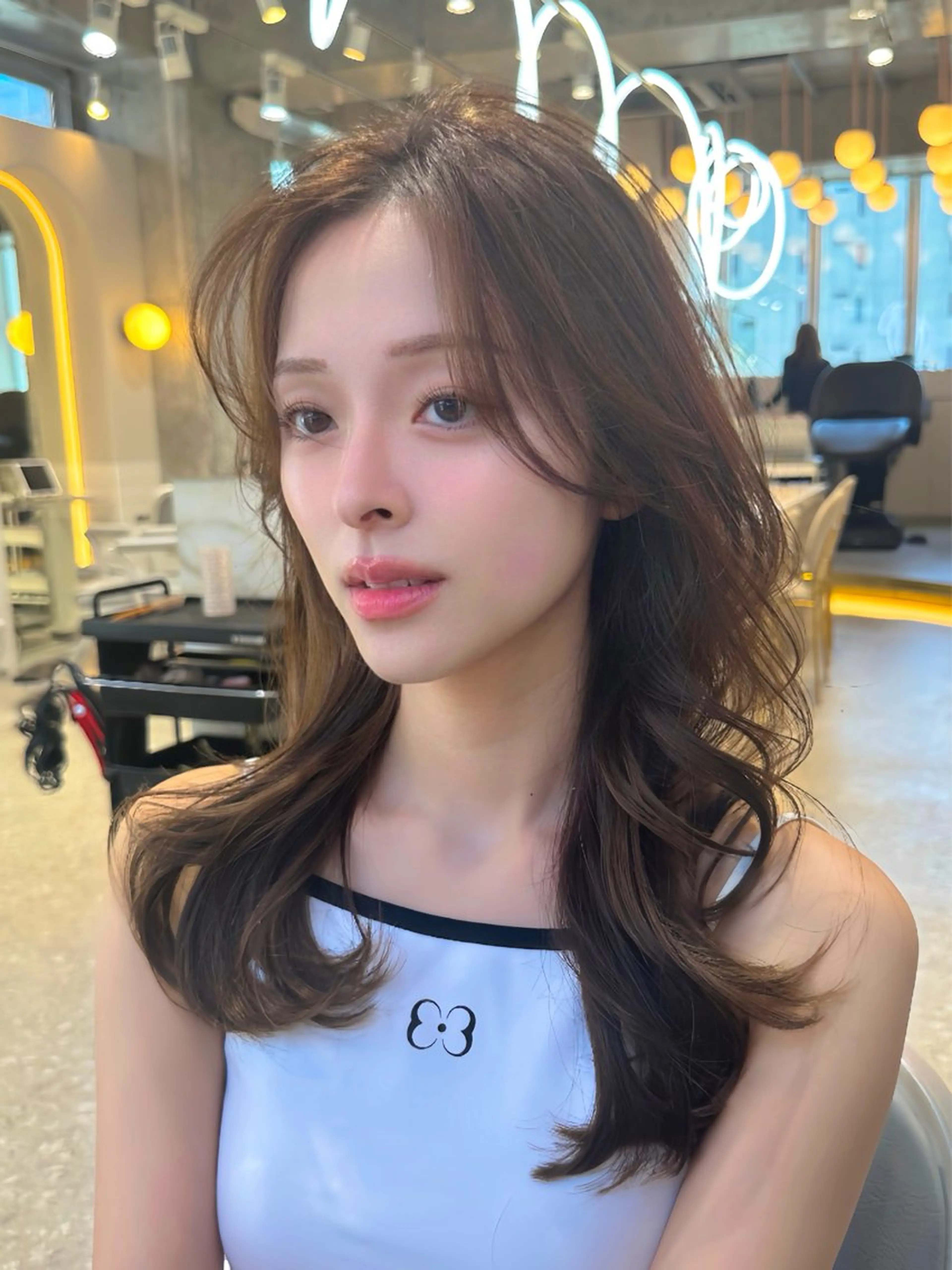 セミロング カラー カット ヘアカラー トリートメント ヘアセット 新宿/韓国レイヤー 髪質改善カラー/角所のヘアスタイル