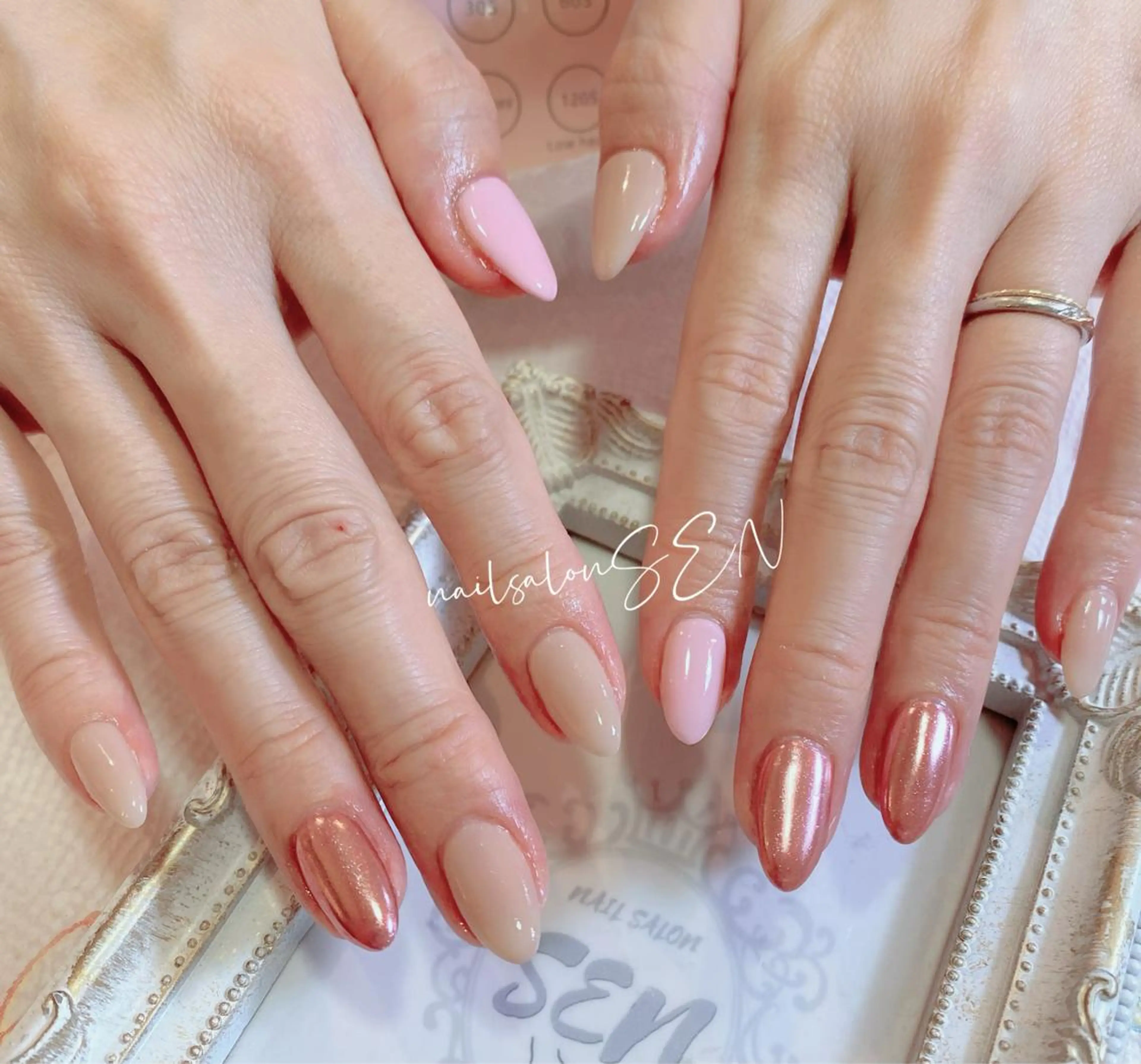 ネイル ミラーネイル ピンク nail salon SENのネイルデザイン