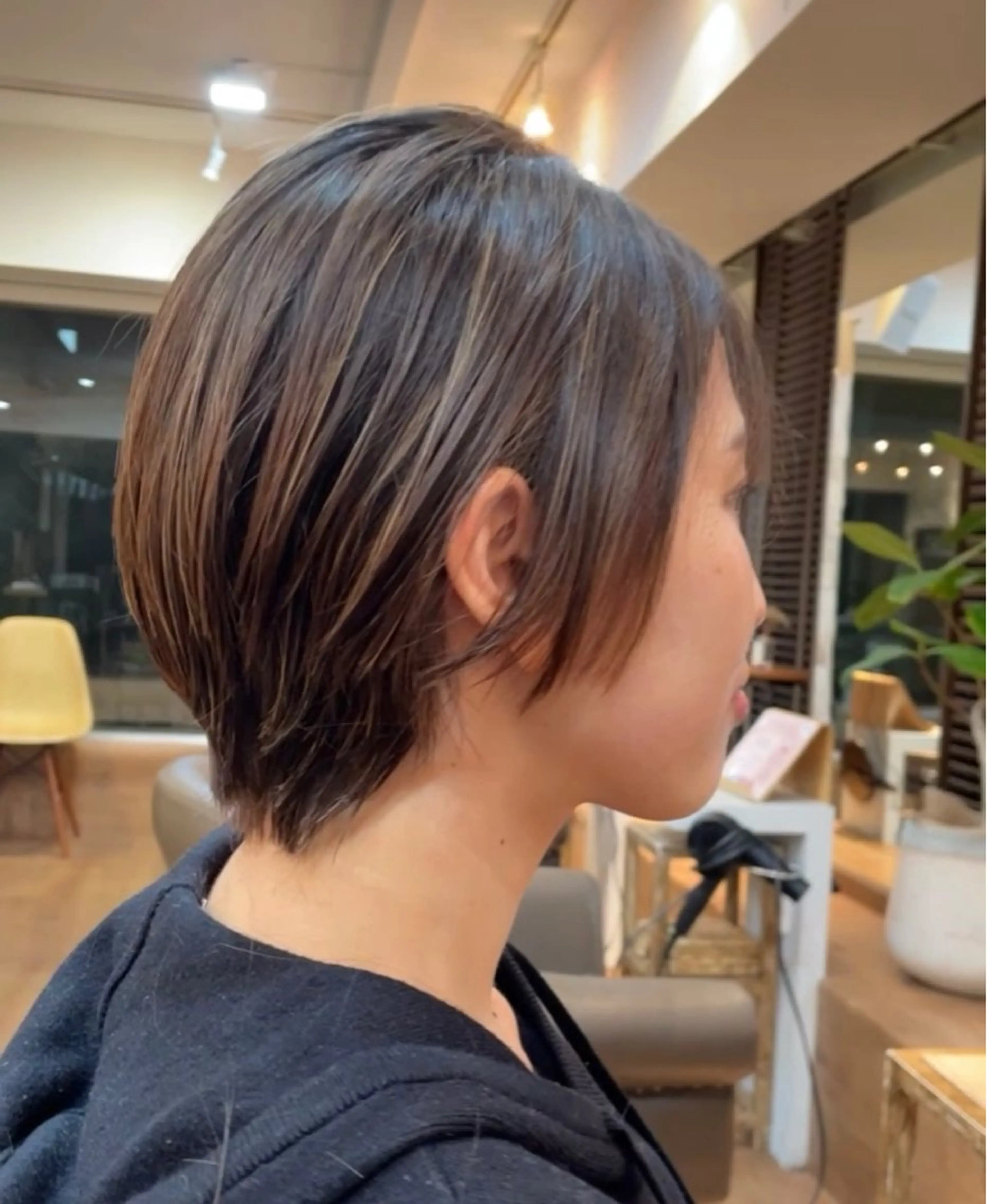 カラー 西村 友佑のヘアスタイル
