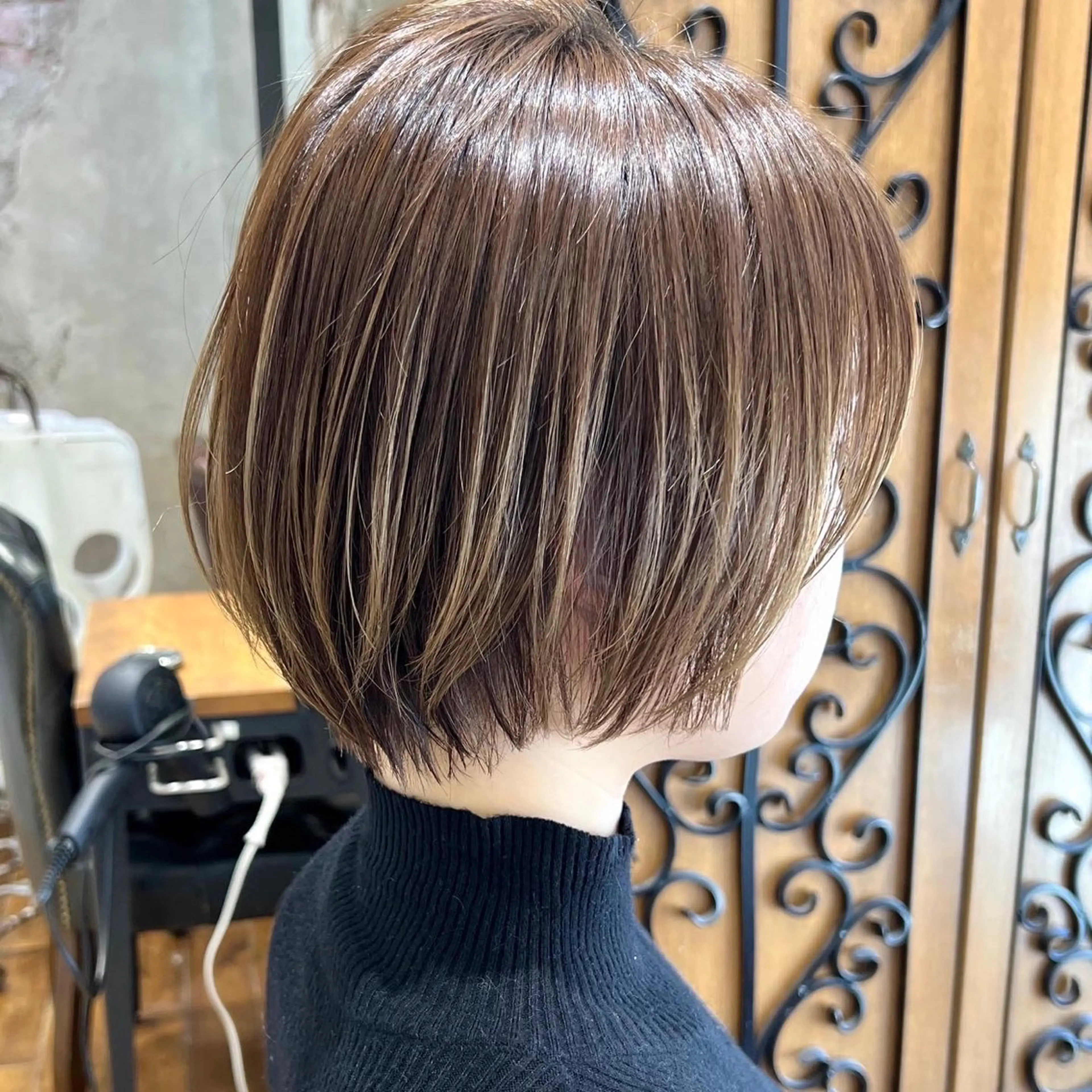 ショート カラー カット ヘアカラー トリートメント 💍新宿ショート 💍岩田莉奈のヘアスタイル