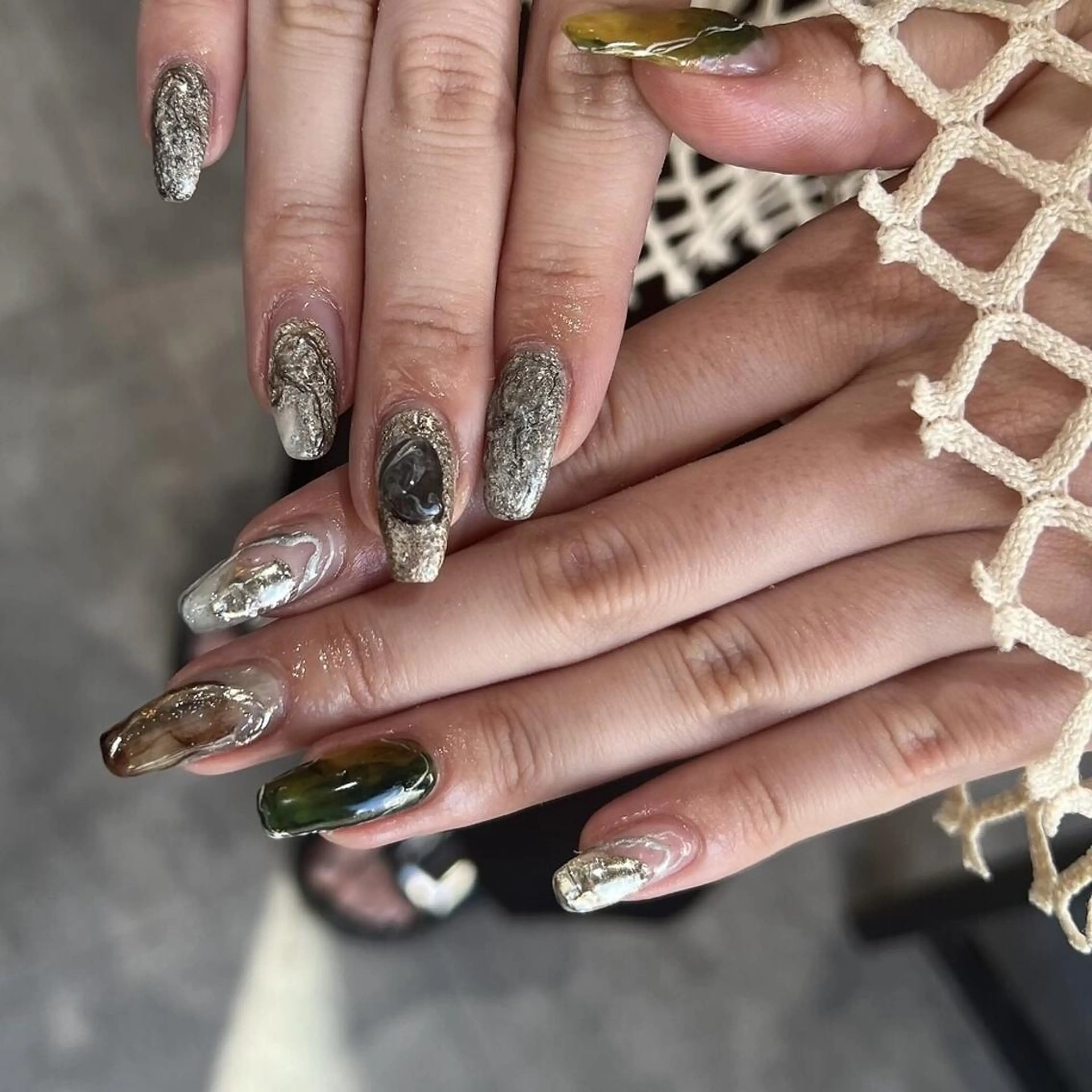 ネイル アートネイル クリアネイル フレンチネイル ジェルネイル ガラスフレンチ 【パラジェル認定】 newiネイル京橋のネイルデザイン