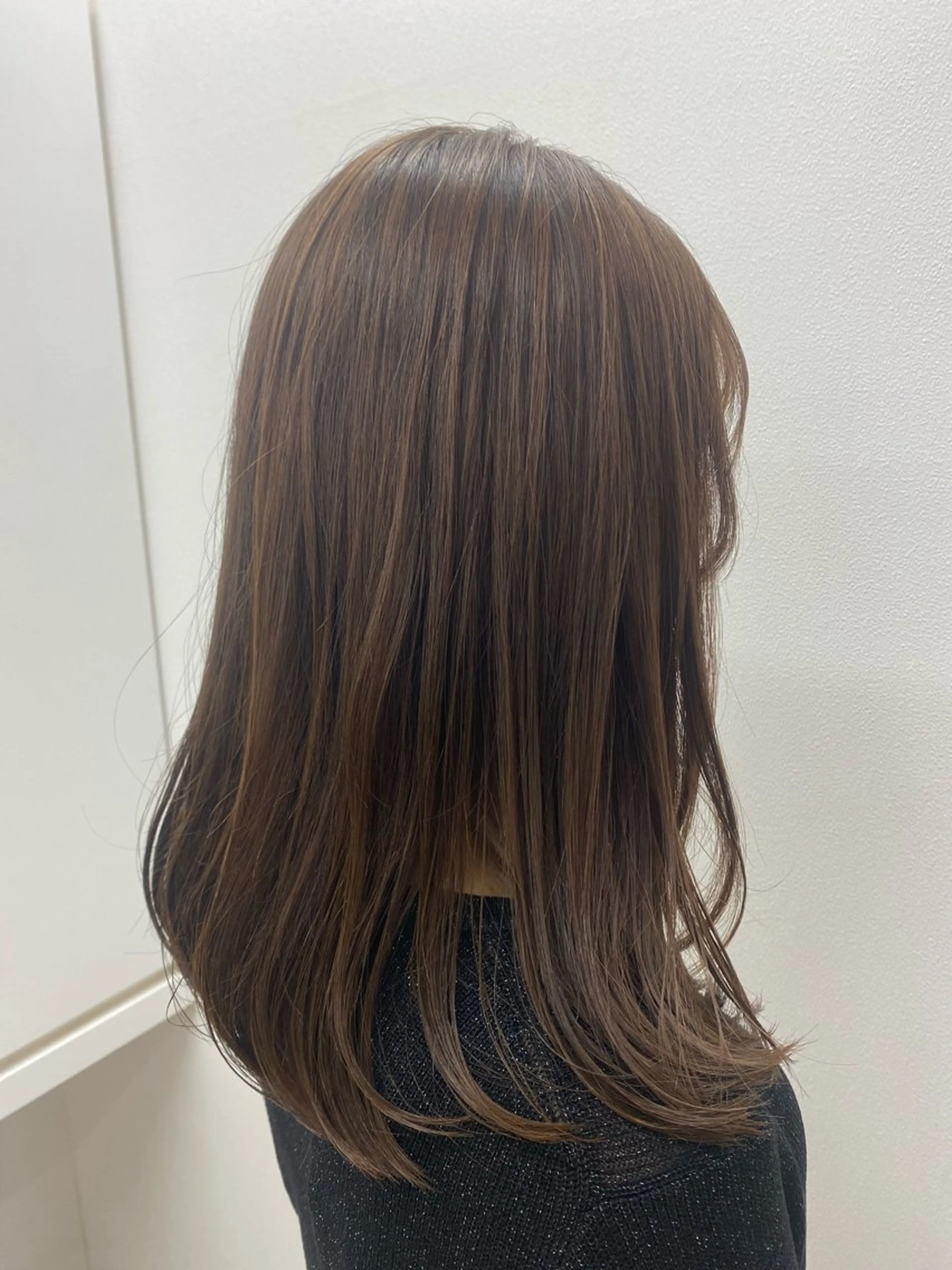 似合せカット+艶カラー+ミルボン2Stepトリートメントの写真