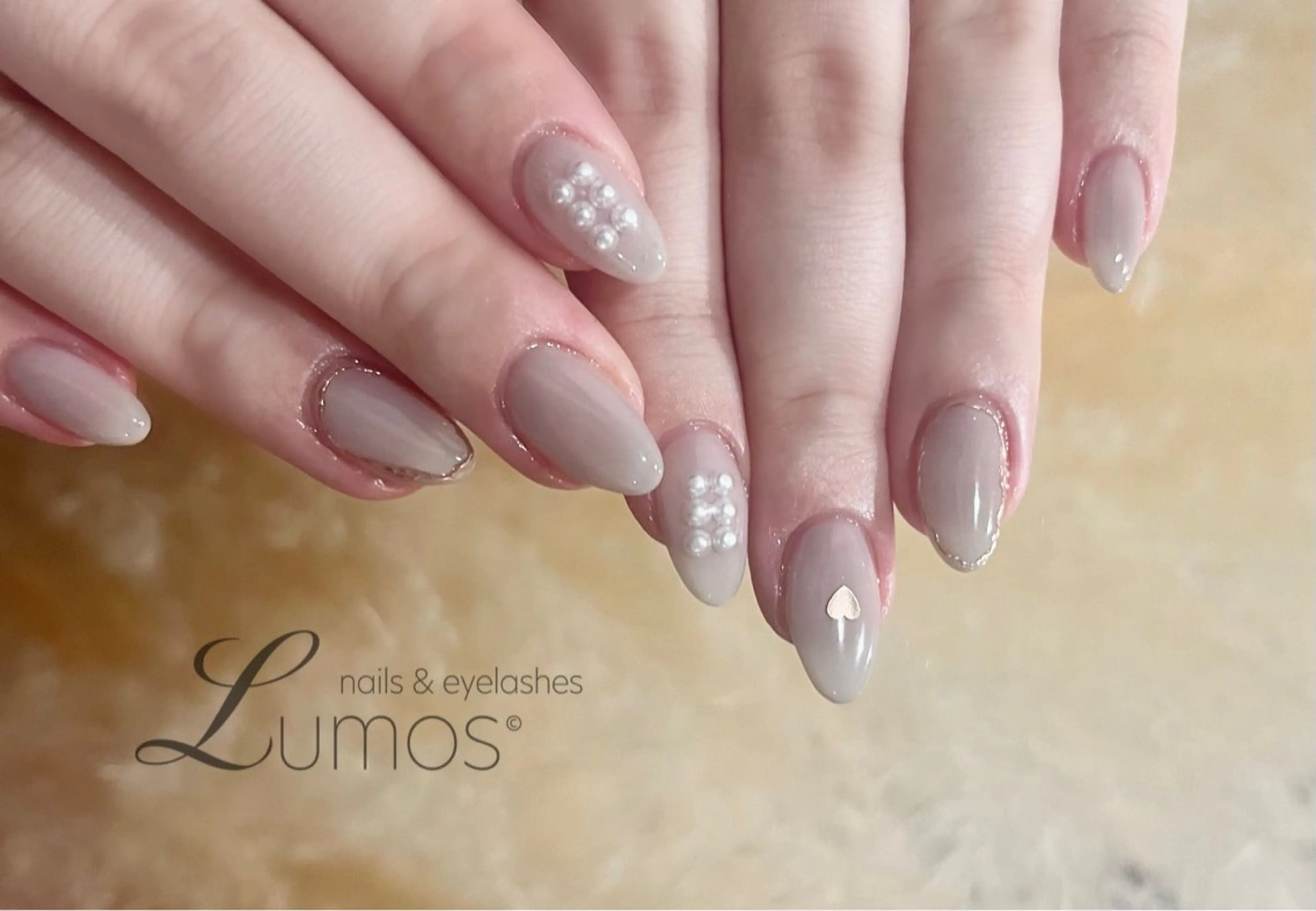 ネイル ハンドネイル Lumos Annのネイルデザイン