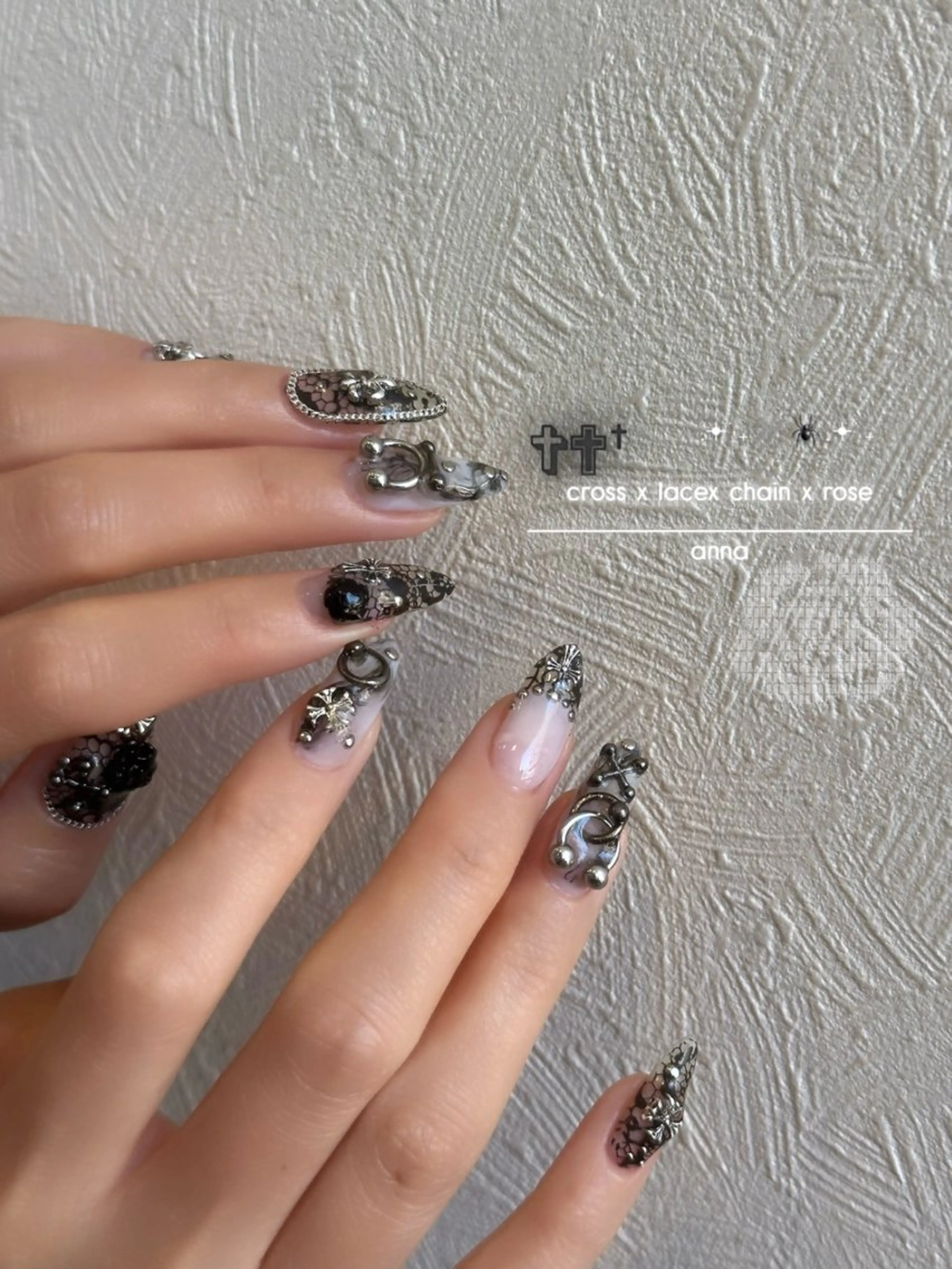 ネイル GRANDE OSU Anna 🧸💛のネイルデザイン