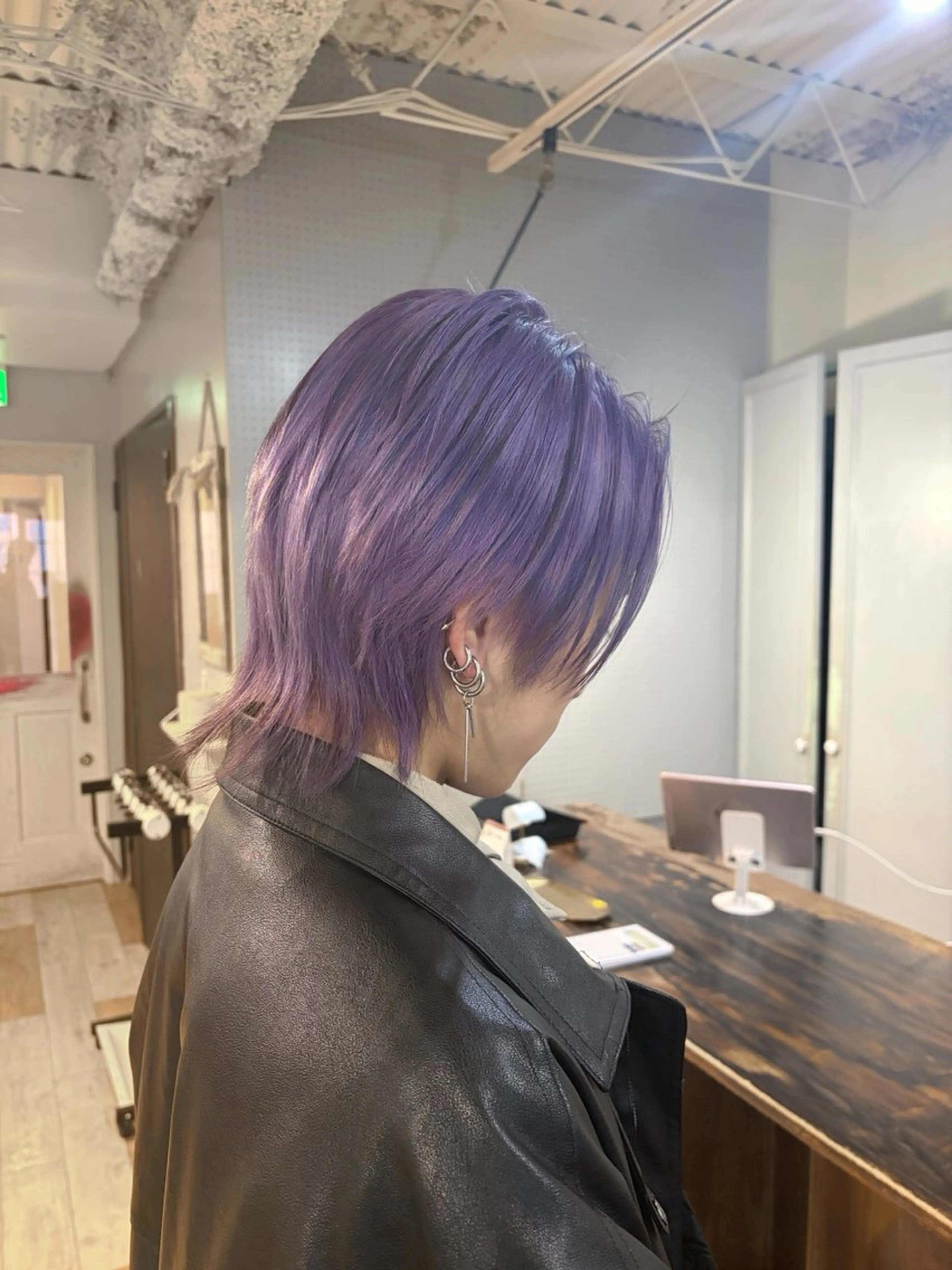 カラー メンズ メンズウルフカット ウルフカット カット ヘアカラー 盛れるレイヤー× ウルフMari🪽のヘアスタイル