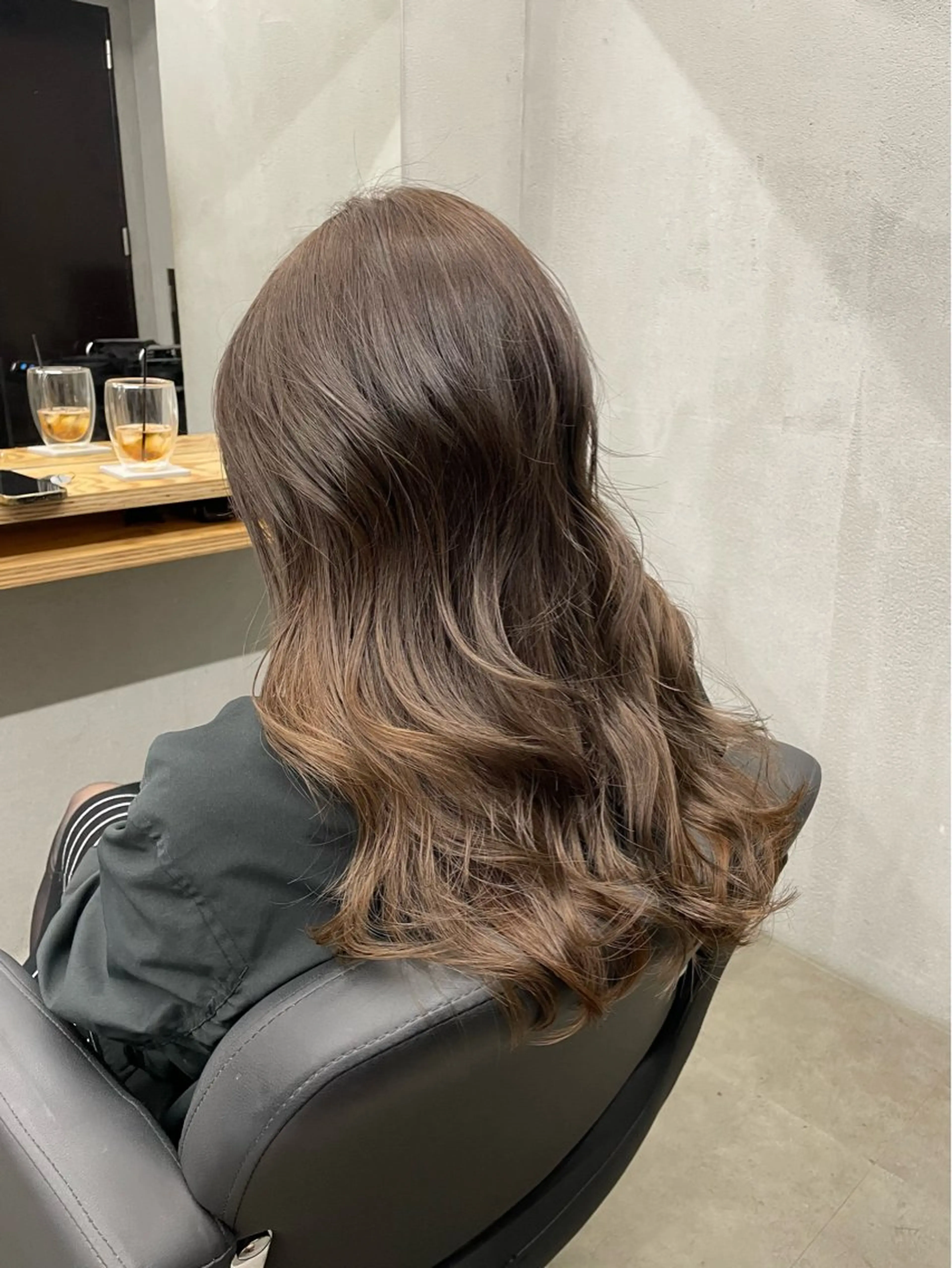 ロング カット ヘアカラー トリートメント ひより ／novusのヘアスタイル