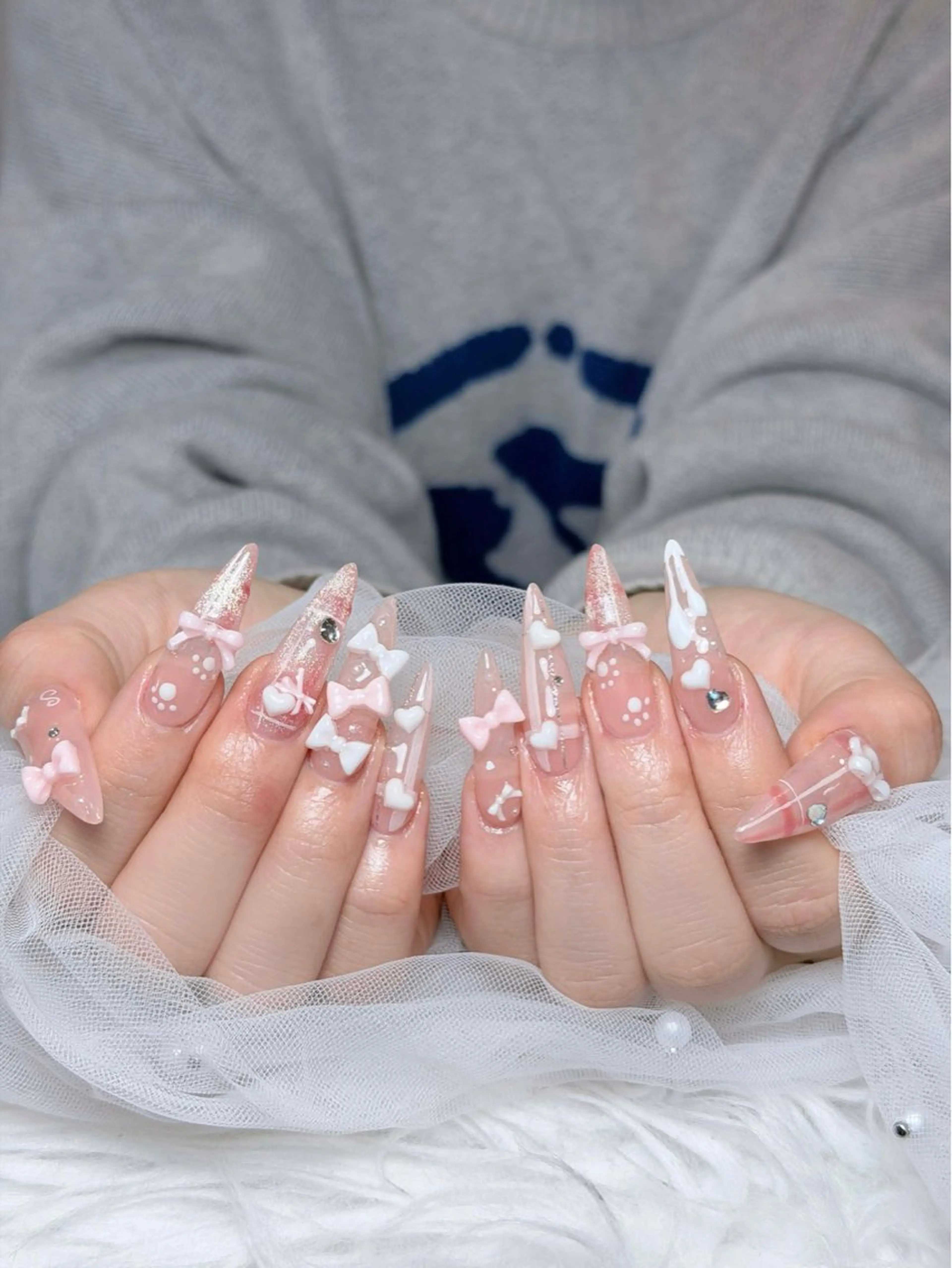 ネイル オーロラネイル ボルドー ブラウン 氷ネイル・うるうるネイル キラキラネイル ハンドネイル Julli NailStudioのネイルデザイン