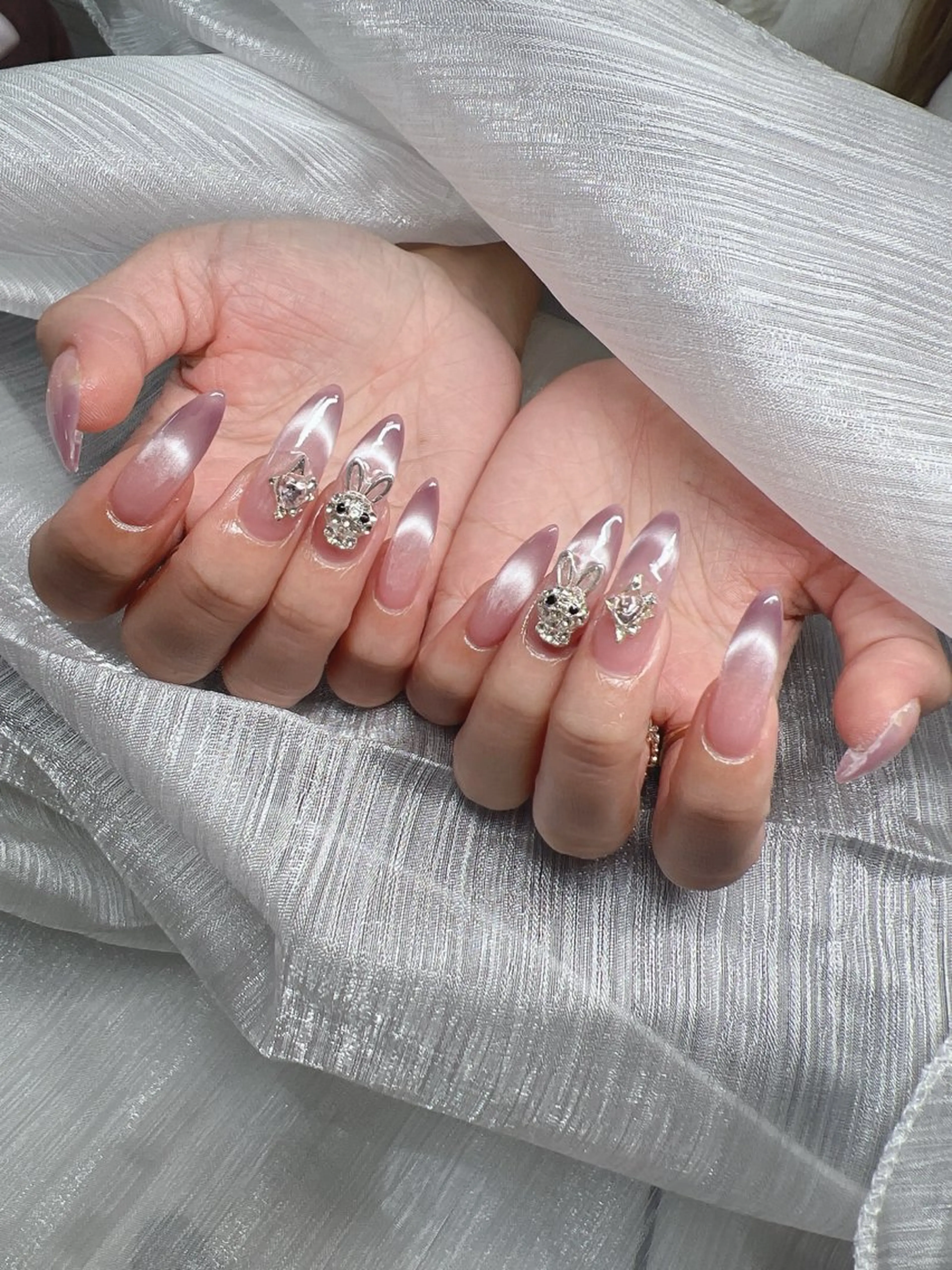 ネイル Lee Nailsのネイルデザイン