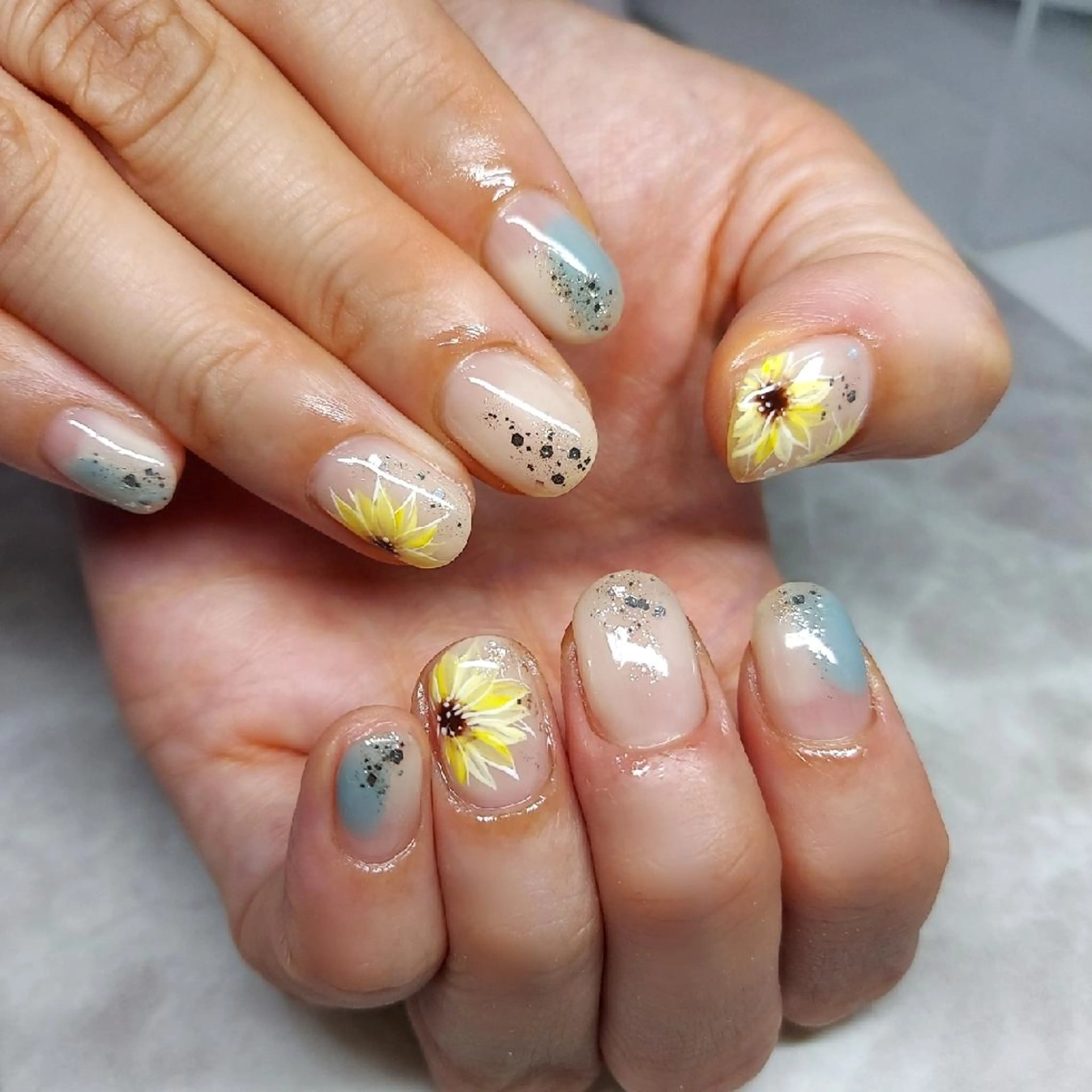 ネイル フラワーネイル マグネットネイル ミラーネイル ニュアンスネイル ハンドネイル 栗東駅 徒歩10分 ネイルサロン ディアのネイルデザイン