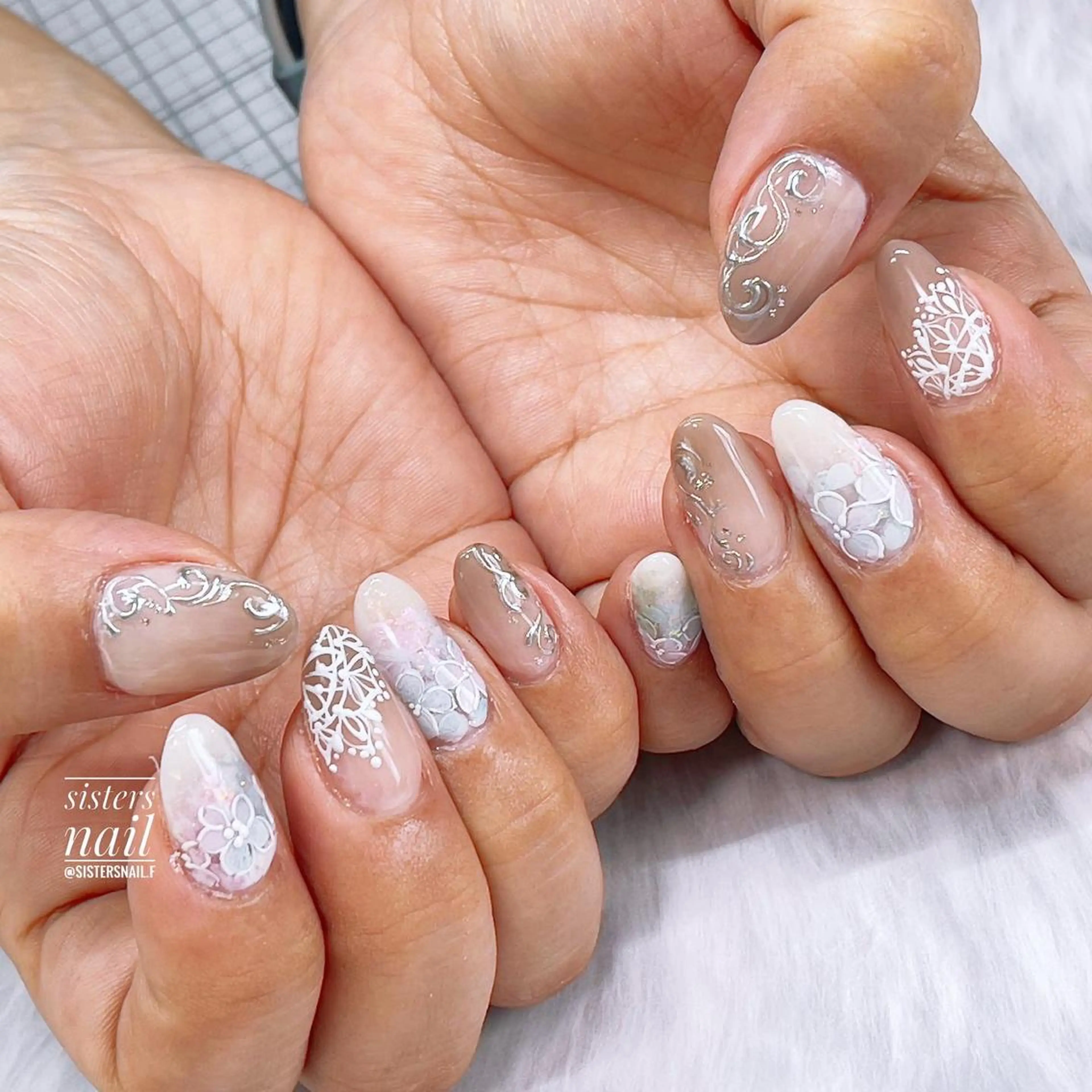 ネイル アートネイル フラワーネイル グラデーション キラキラネイル レース sisters nail.fのネイルデザイン