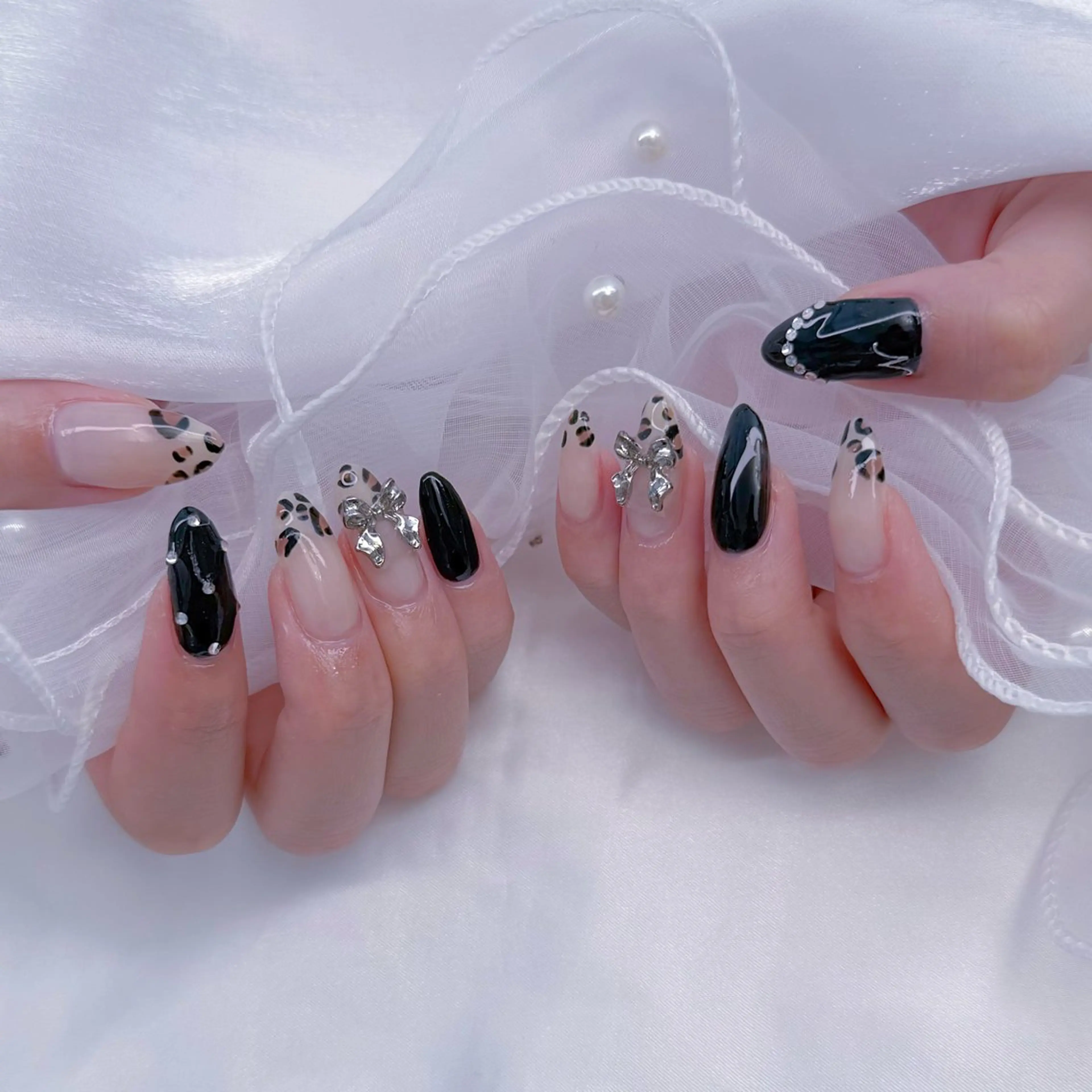 ネイル ハンドネイル Romymoon nail帆南☾ ໋のネイルデザイン