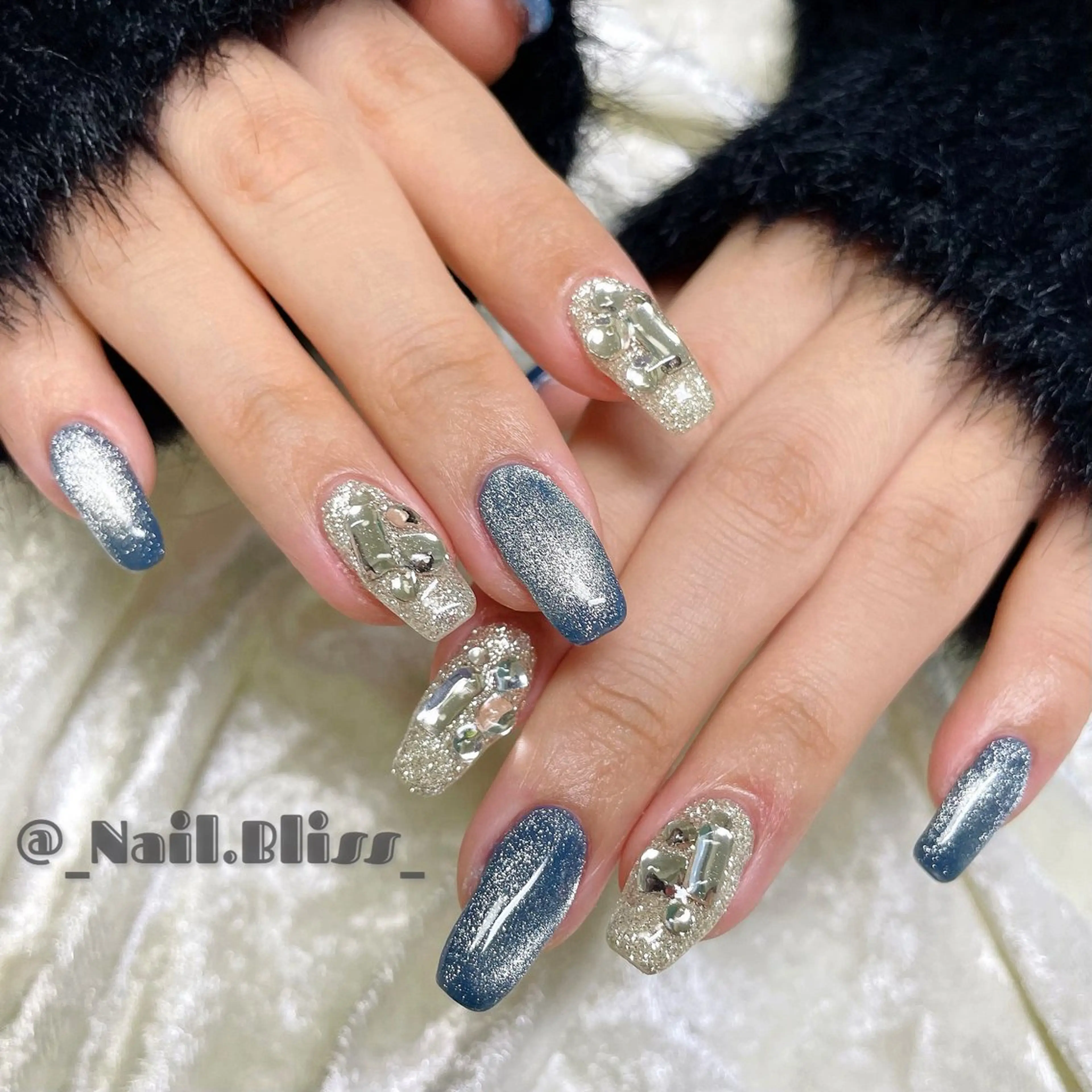 ネイル マグネットネイル ビー玉ネイル 持ち込み ハンドネイル NAIL BLISSのネイルデザイン