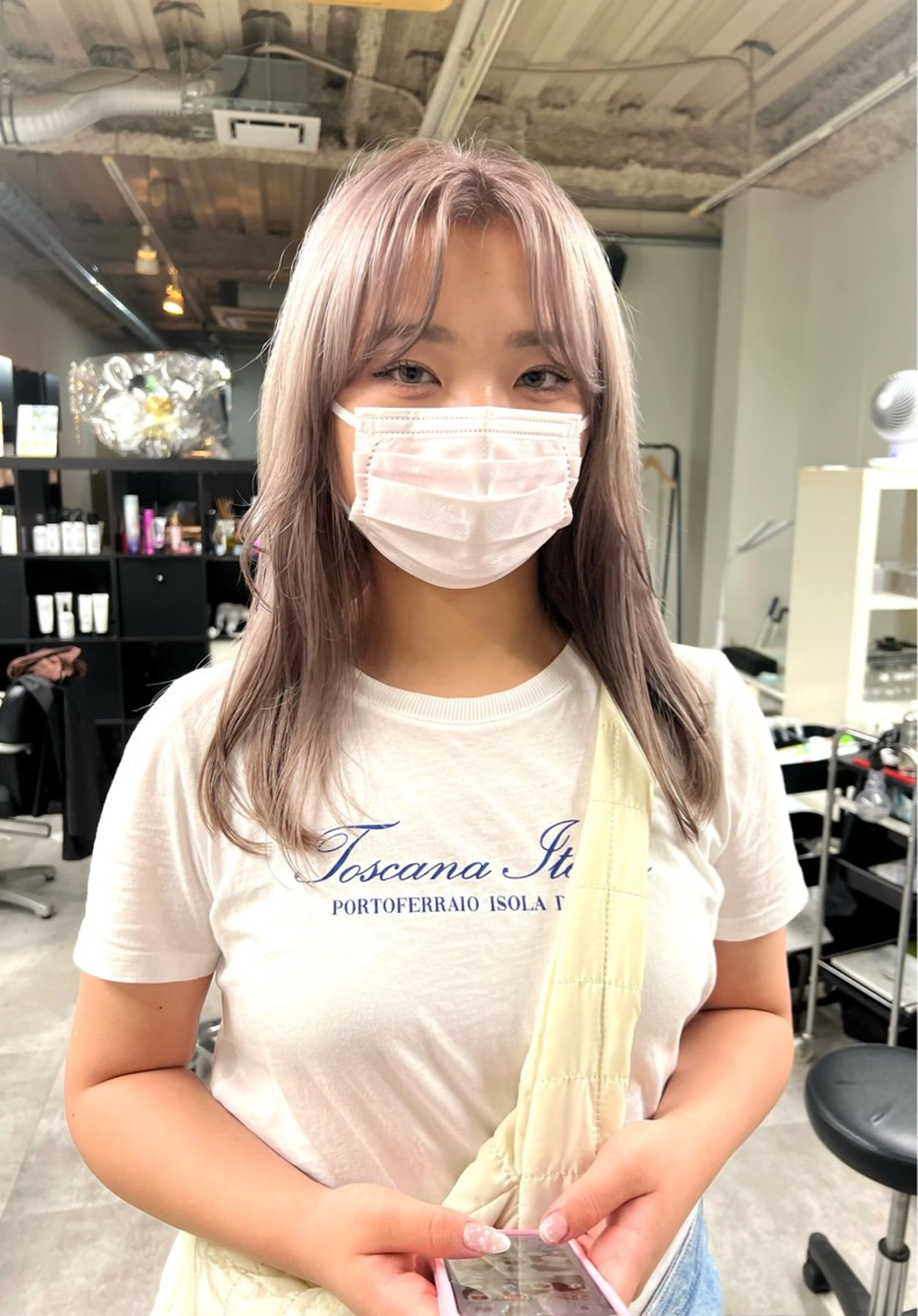 セミロング 髪質改善/透明感 プライベートサロンのヘアスタイル