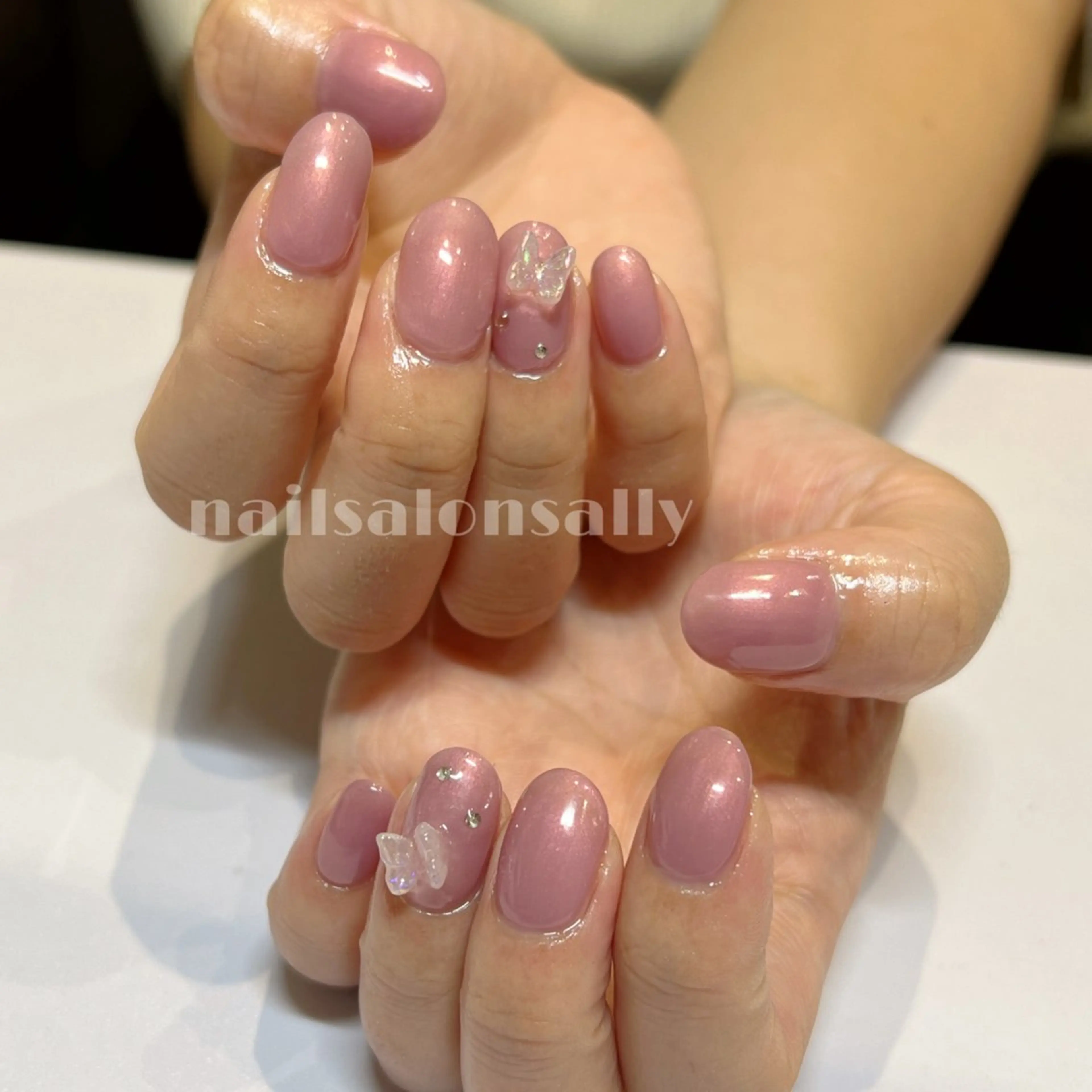 ネイル ワンカラーネイル ピンク ハンドネイル 原宿ネイル 推し活/ガーリー/のネイルデザイン