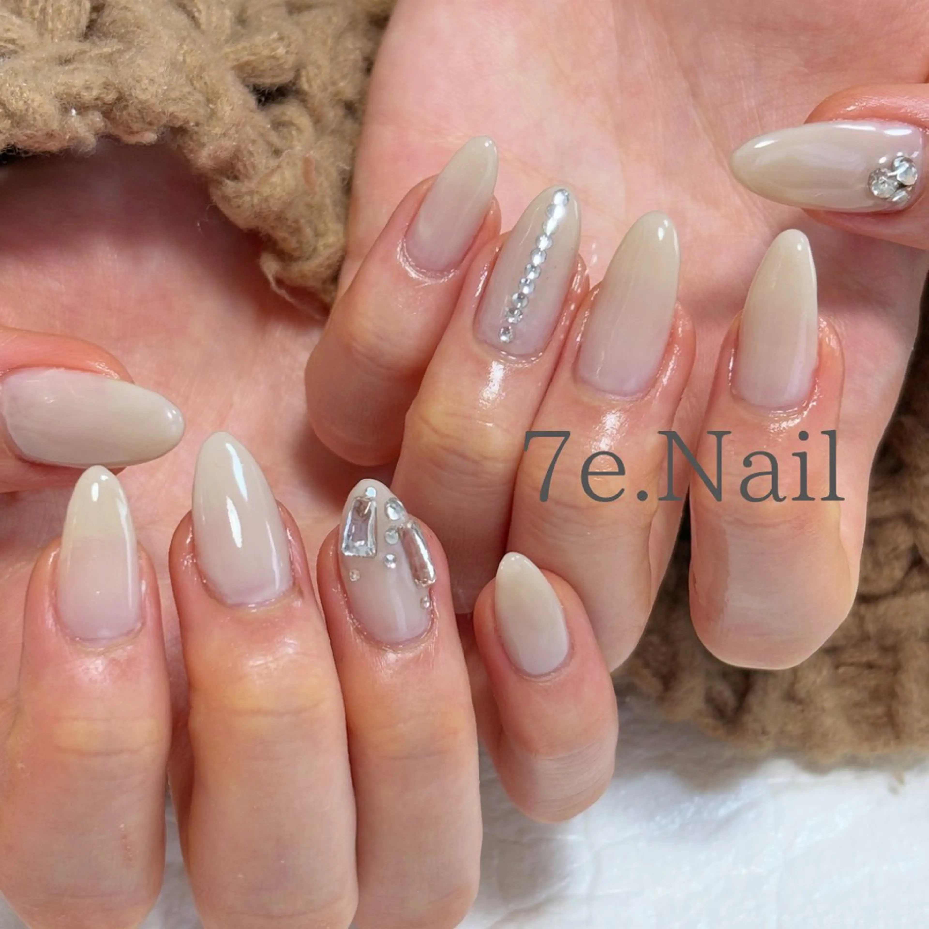 ネイル 7e. Nailのネイルデザイン