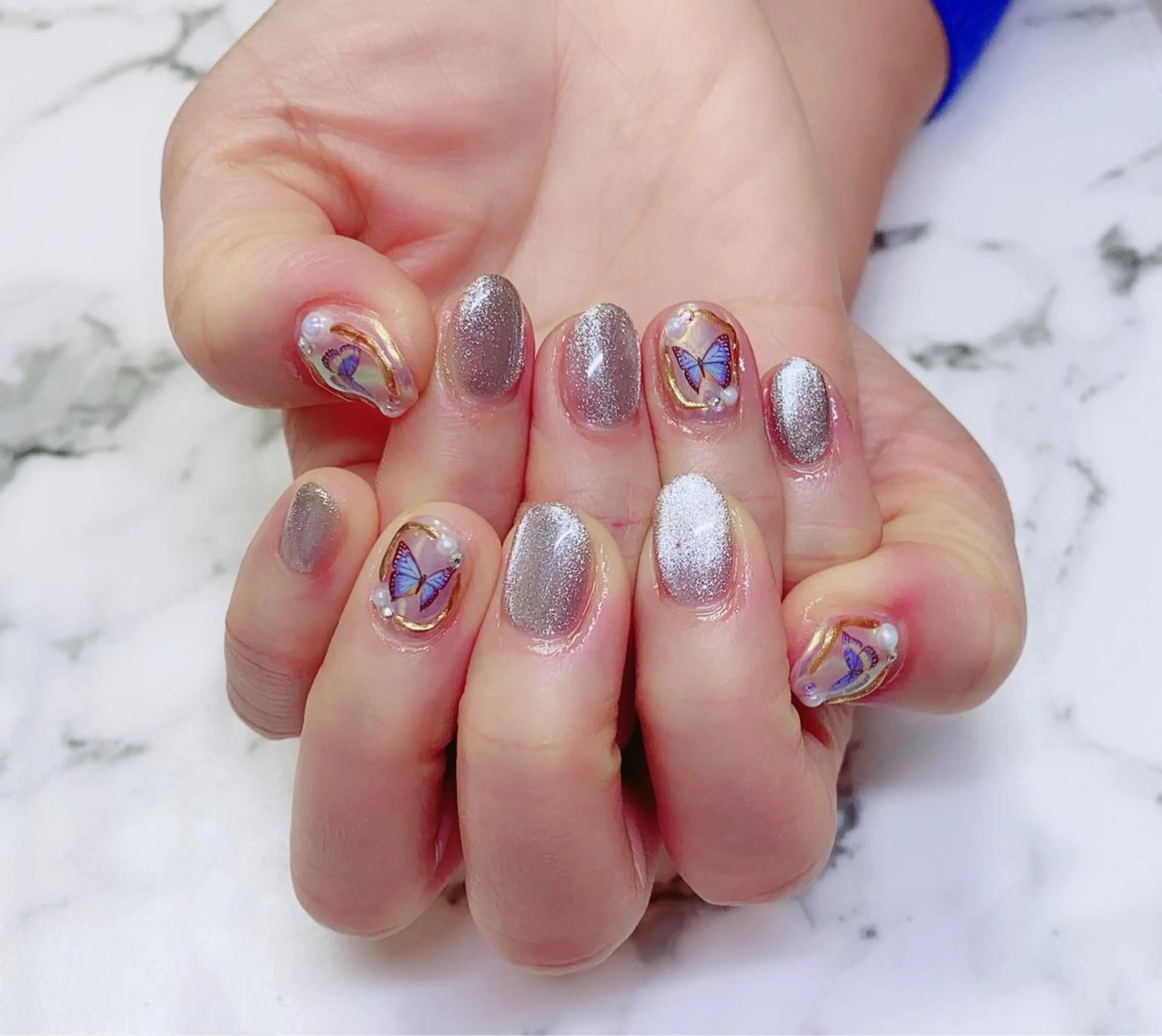 ロング カラー ネイル アートネイル マグネットネイル Q Free nailsのネイルデザイン