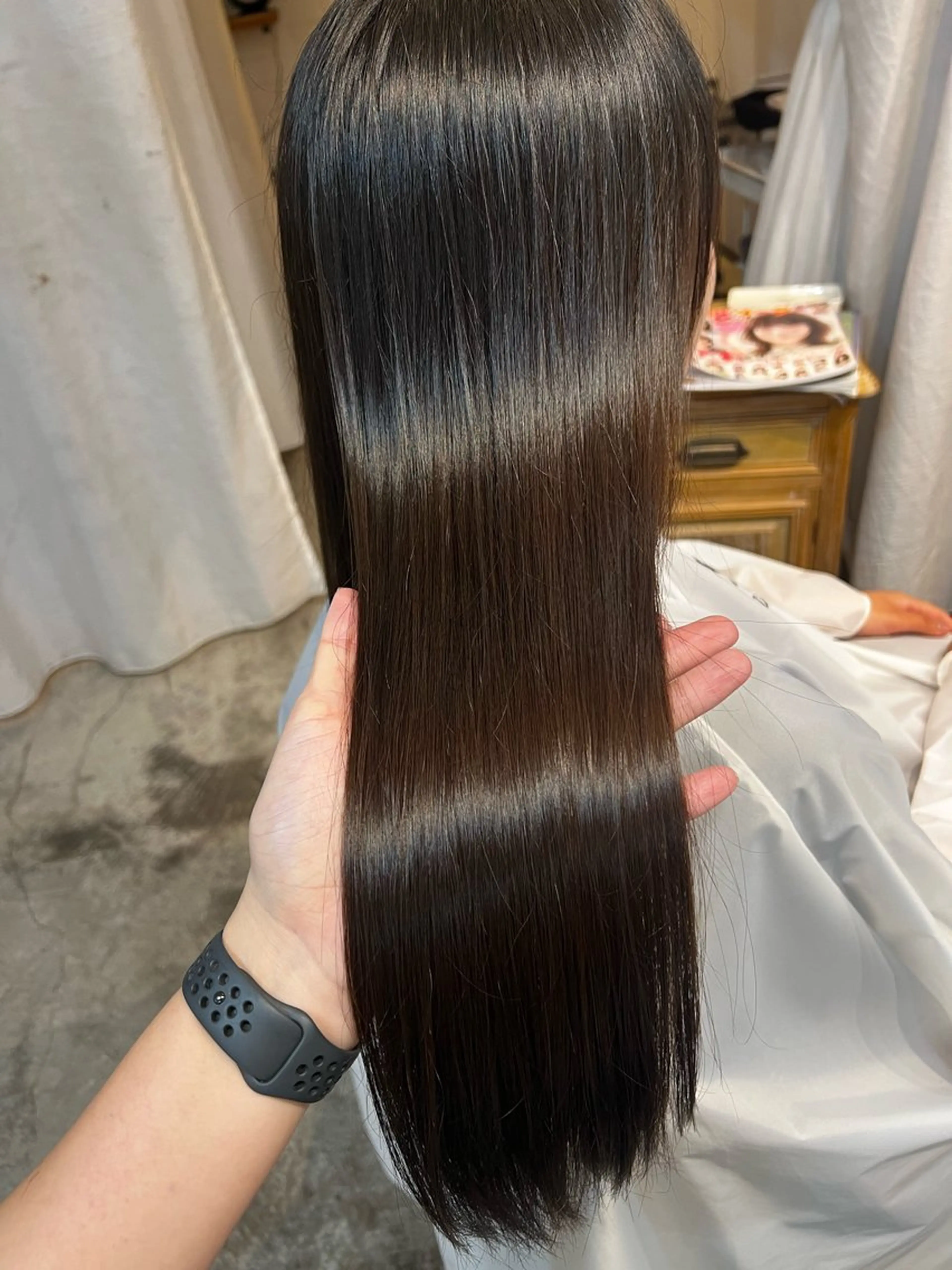 【話題の超音波アイロン使用】ヘアヴェールトリートメントの写真