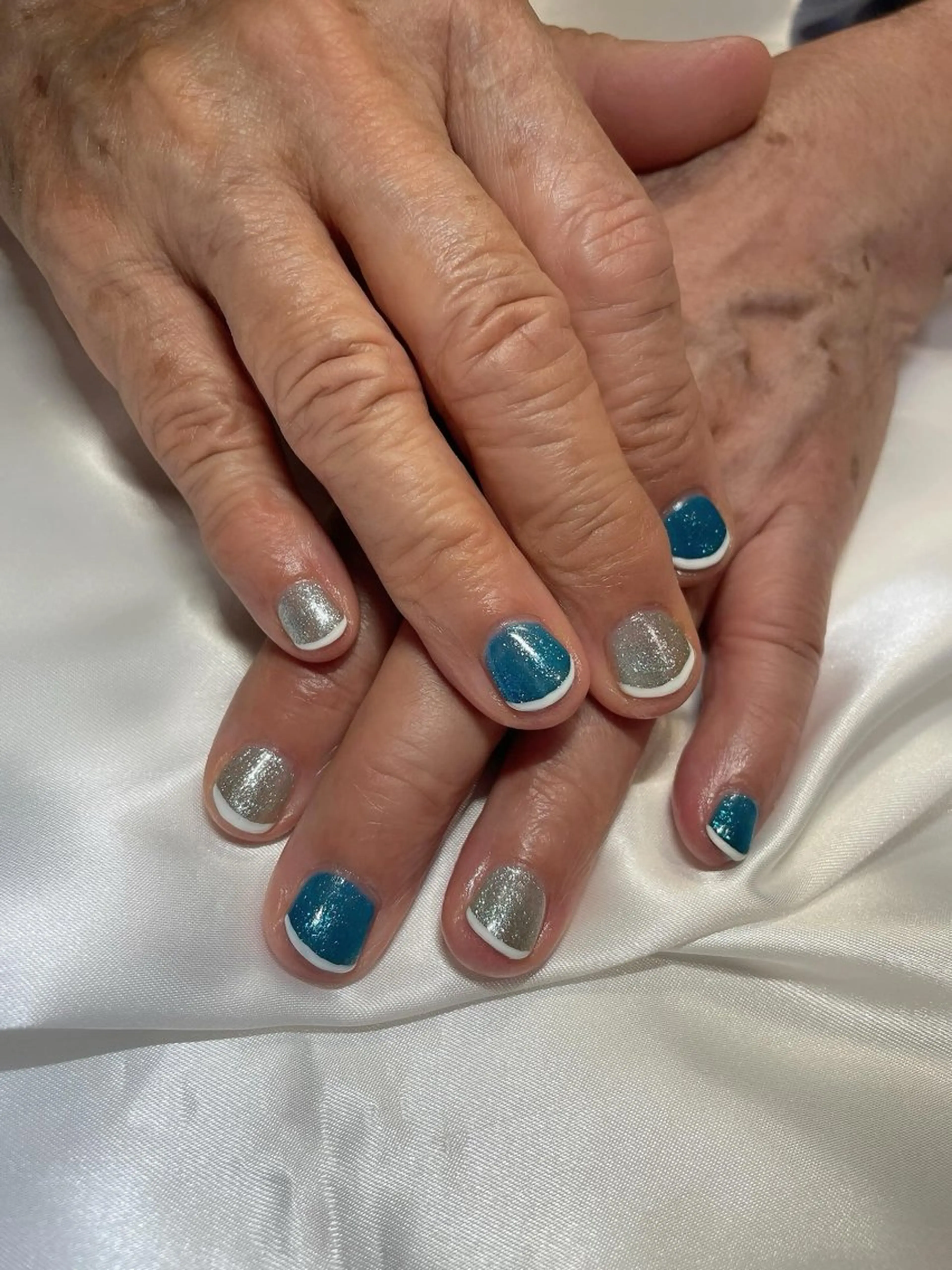 ネイル フレンチネイル ハンドネイル ROPE nail ロペネイルのネイルデザイン