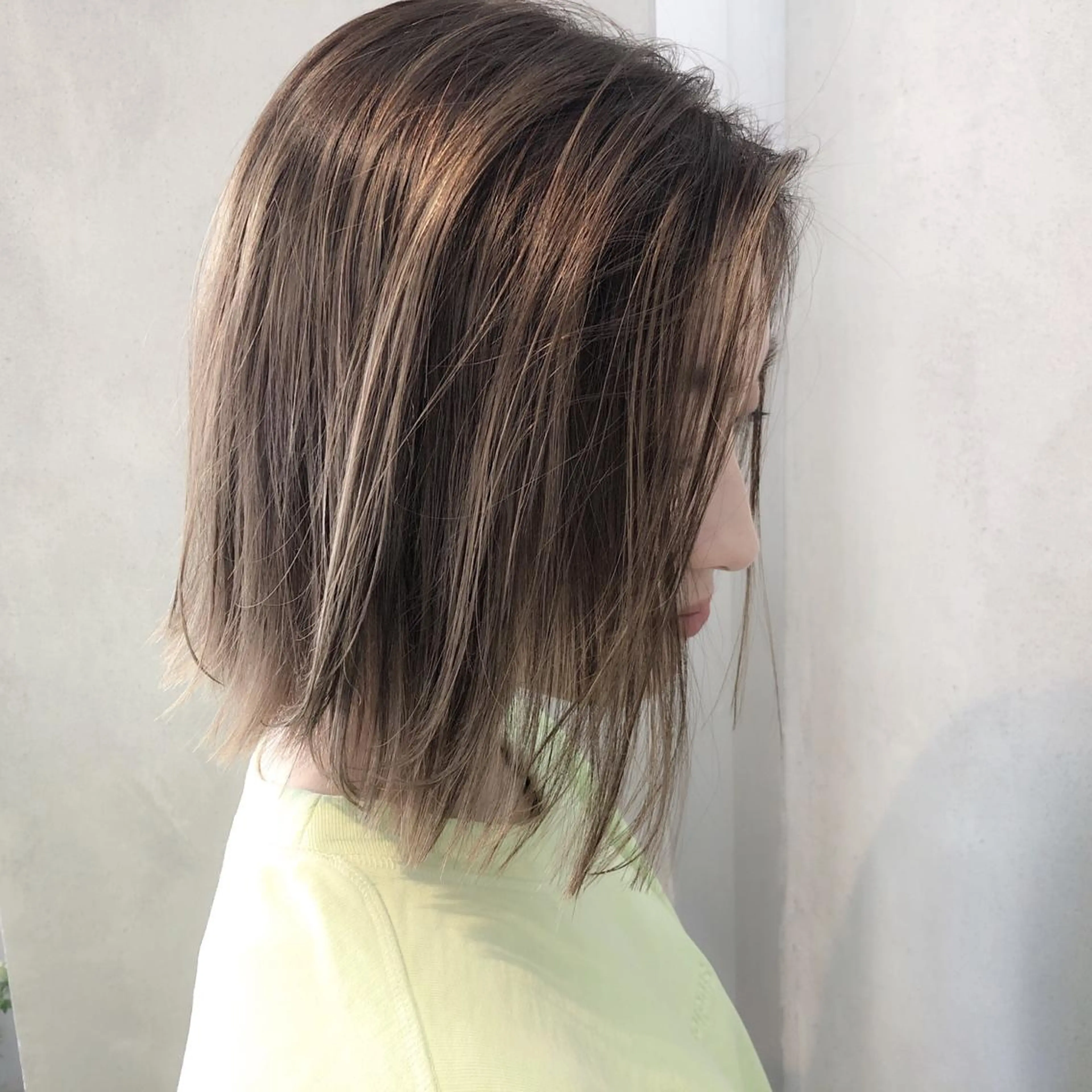 ミディアム カラー イルミナカラー トリートメント universe tokyoのヘアスタイル