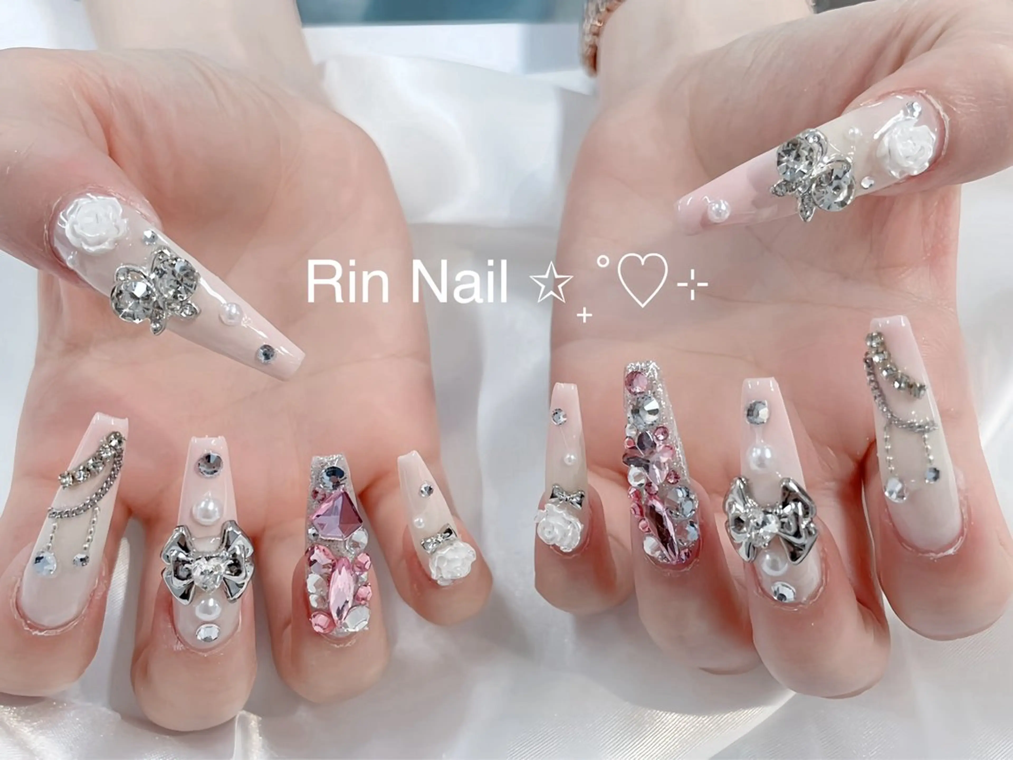 ネイル アートネイル 成人式 ロングネイル ニュアンスネイル スカルプネイル ハンドネイル Rin Nail 新大久保店のネイルデザイン