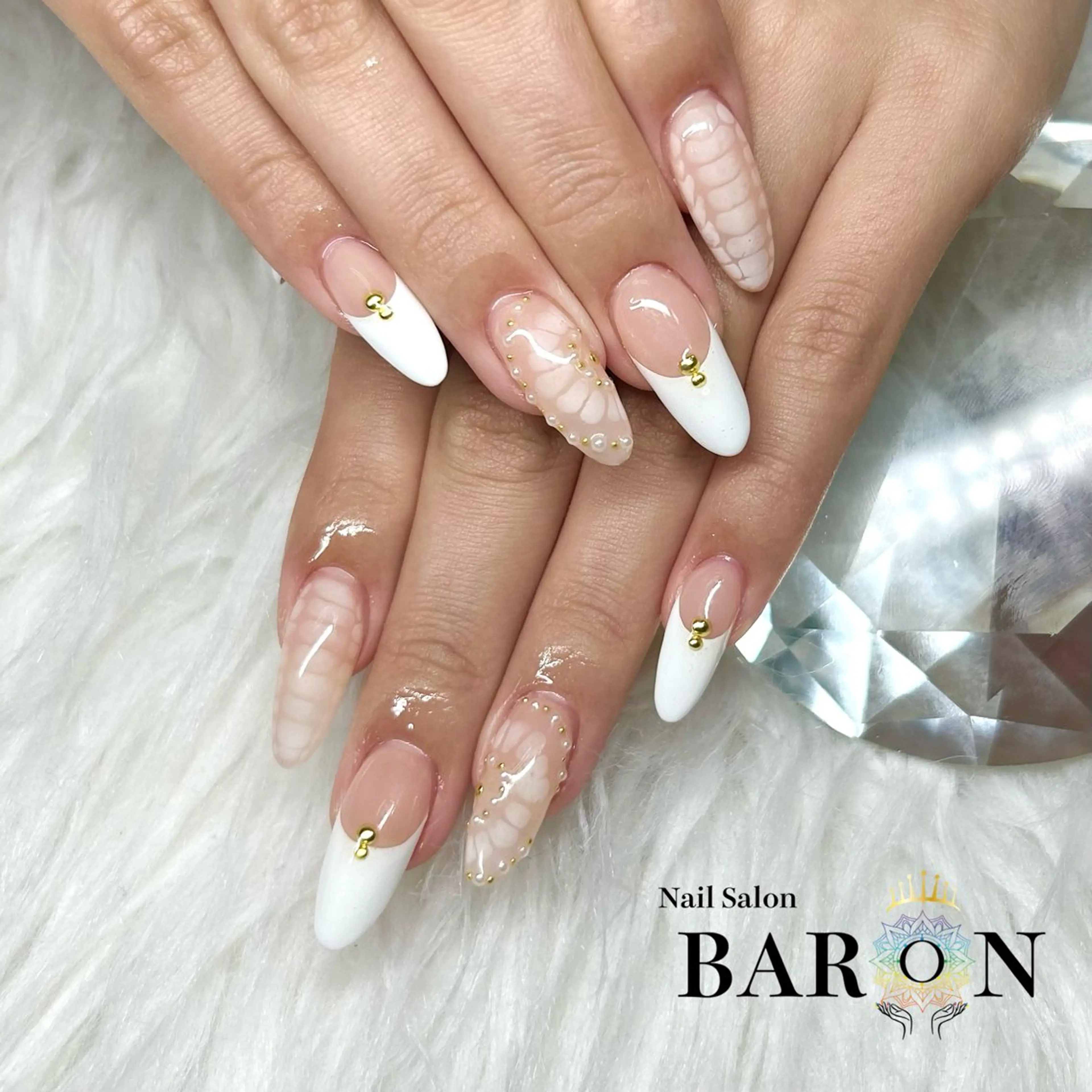 ネイル フレンチネイル ハンドネイル ♛︎BARON♛︎ SUMIRE.のネイルデザイン