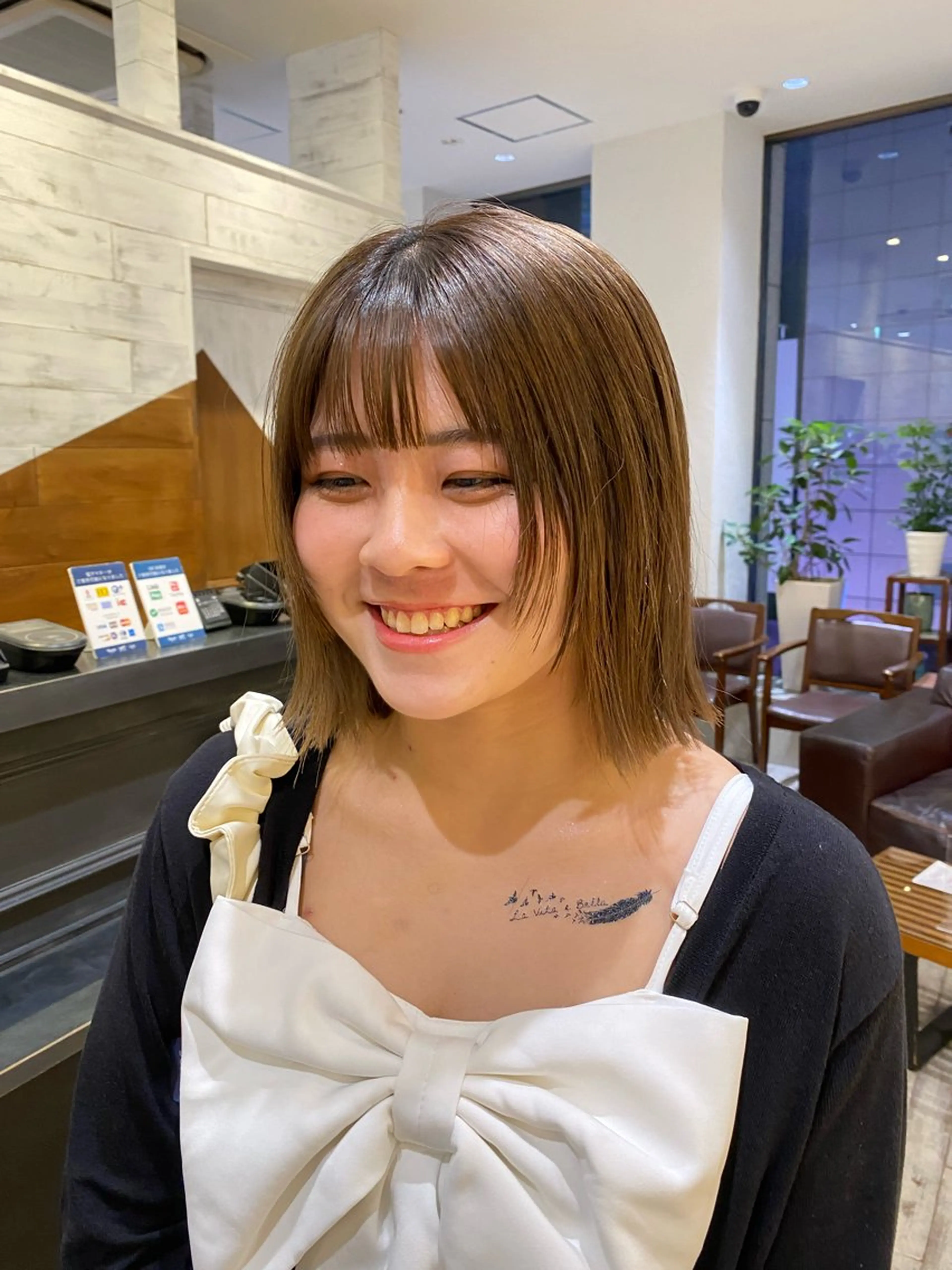 ショート 顔まわりレイヤー レイヤーカット 栗原 瑞稀のヘアスタイル